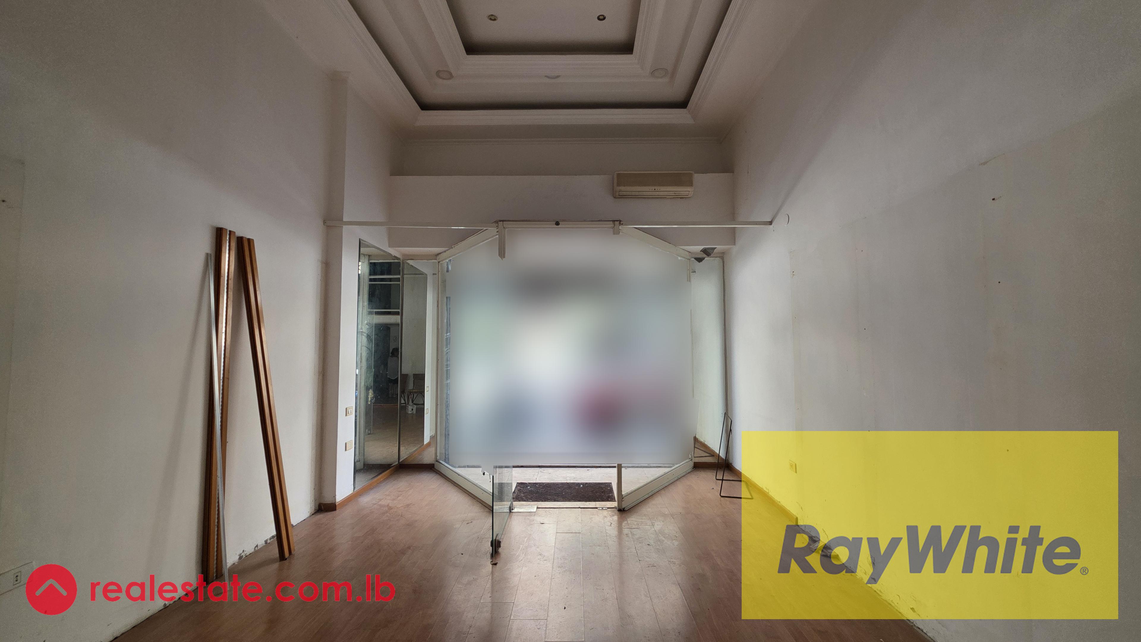 Store for Rent in Tabaris