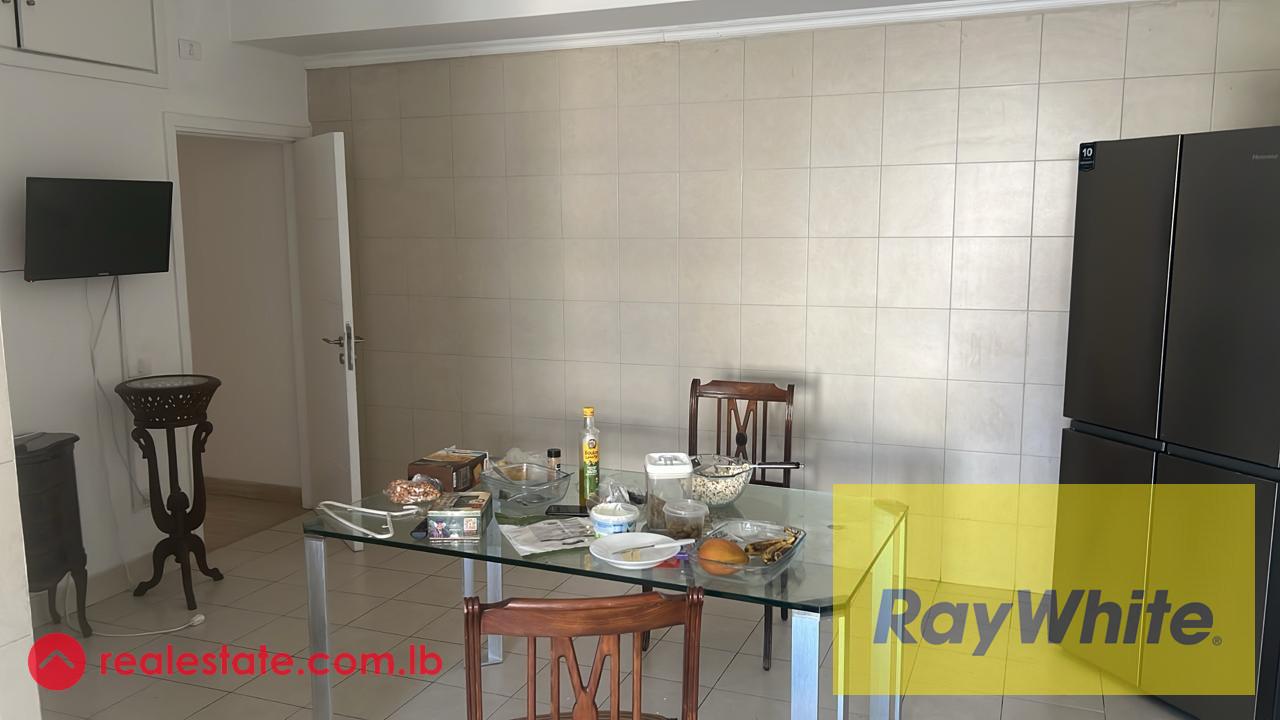 Spacious Apartment for rent in Sursock
