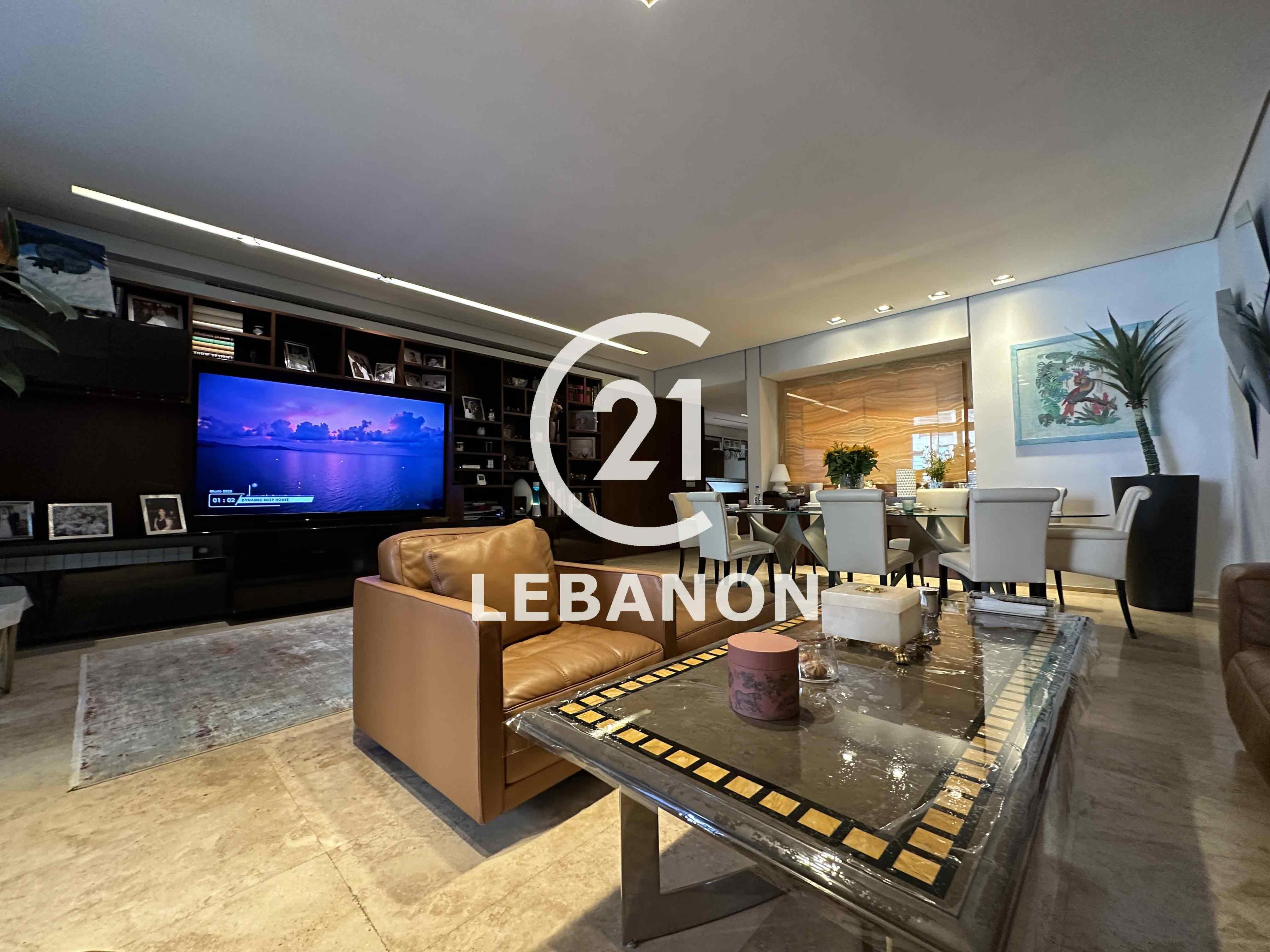 Furnished 290 sqm Apartment in Downtown with an Open View