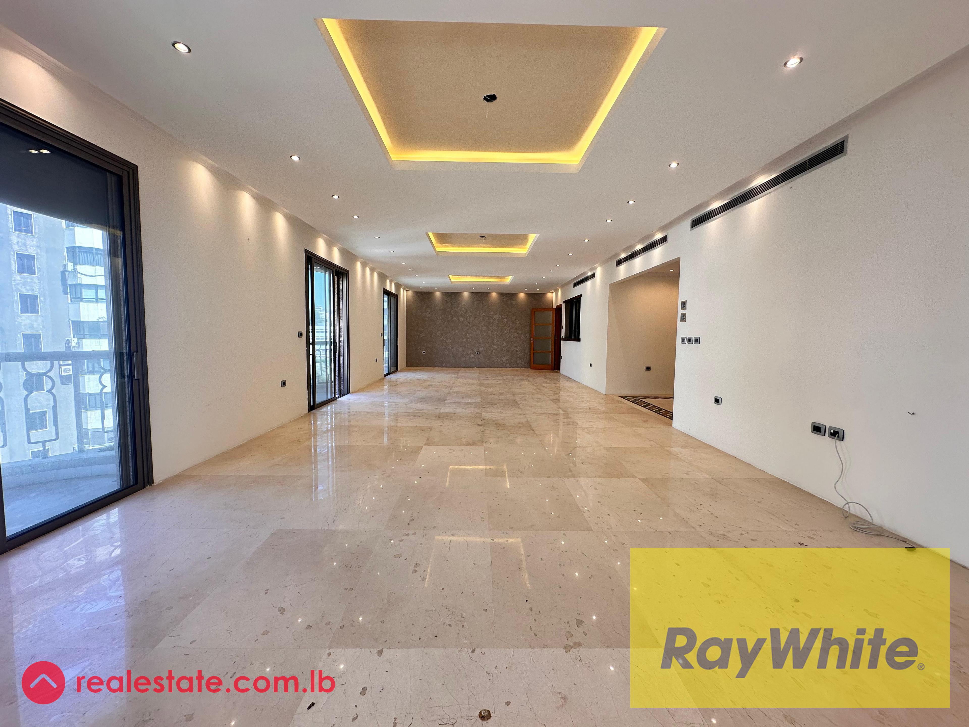 Luxury Apartment for Sale in Ramlet al-Baydah – Beirut