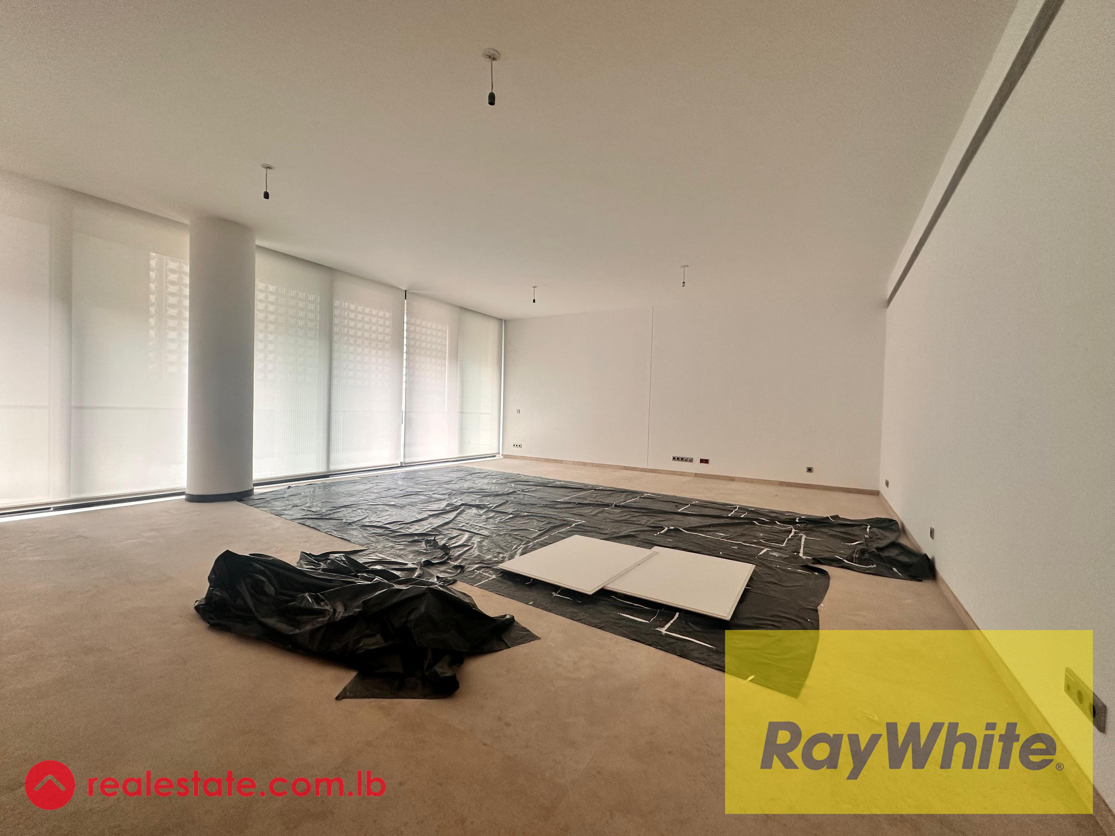 Luxury Apartment for Sale in Downtown Beirut – Prime Location