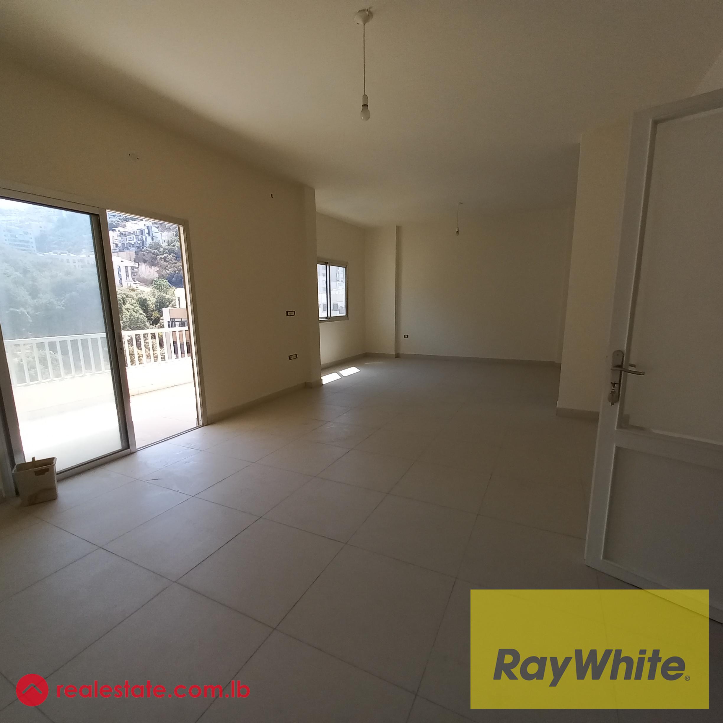 Fully white renovated apartment in zalka for rent