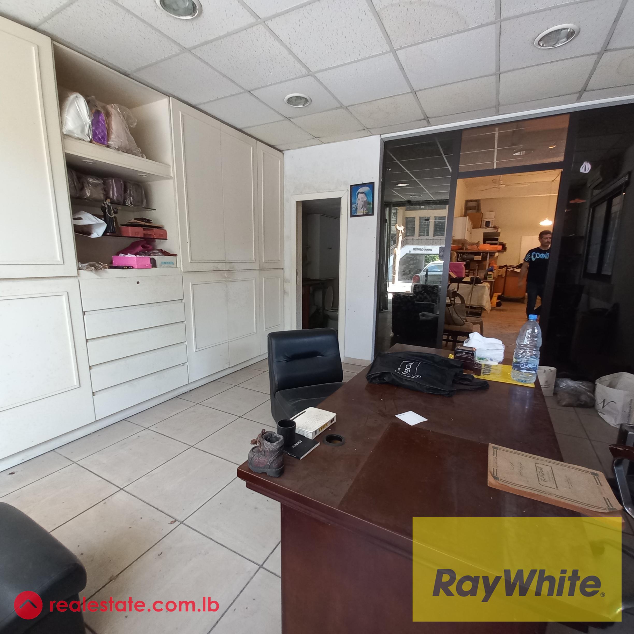 Ground floor Furnished office + 120sqm for rent in Jal el dib