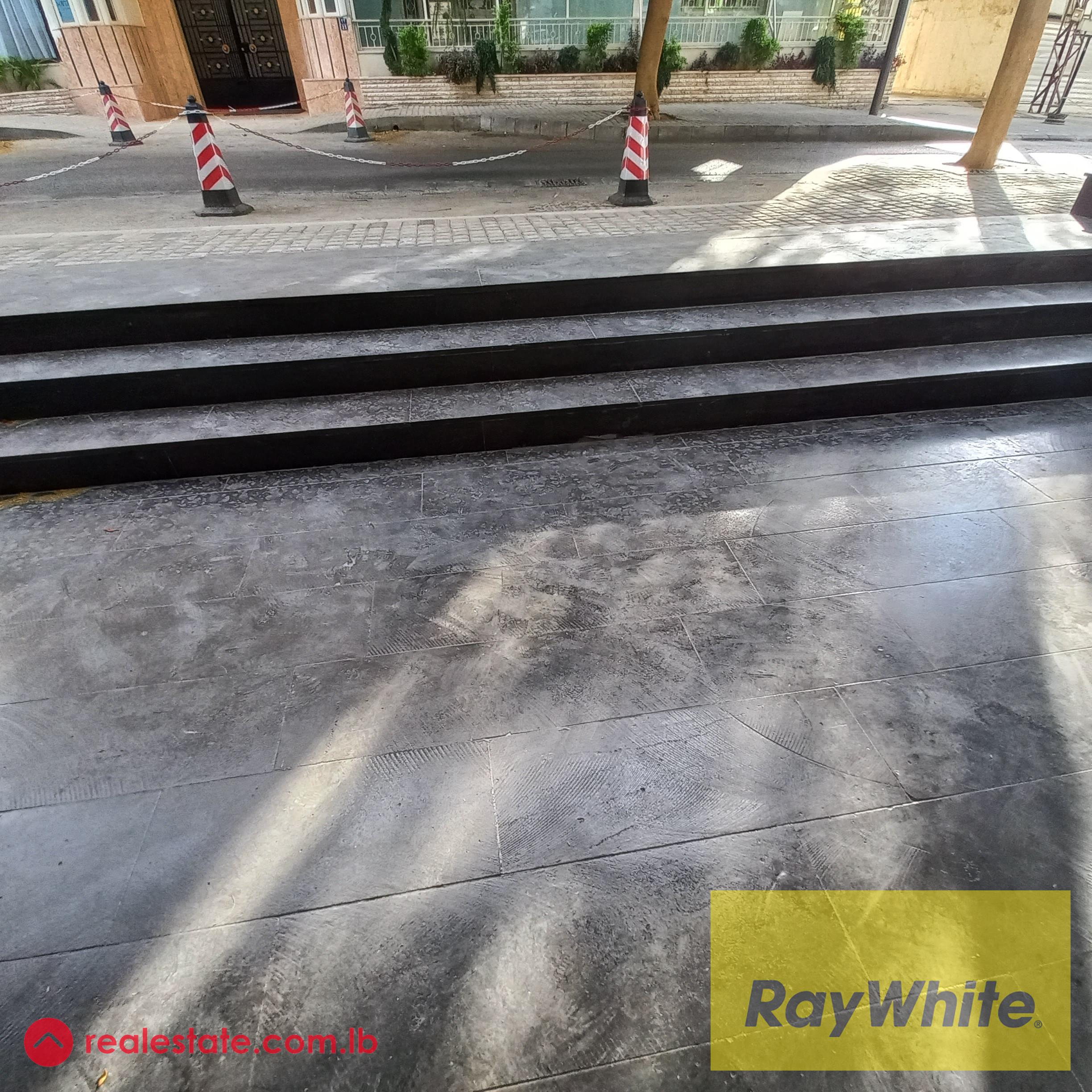 Newly renovated shop in Jal el dib for rent