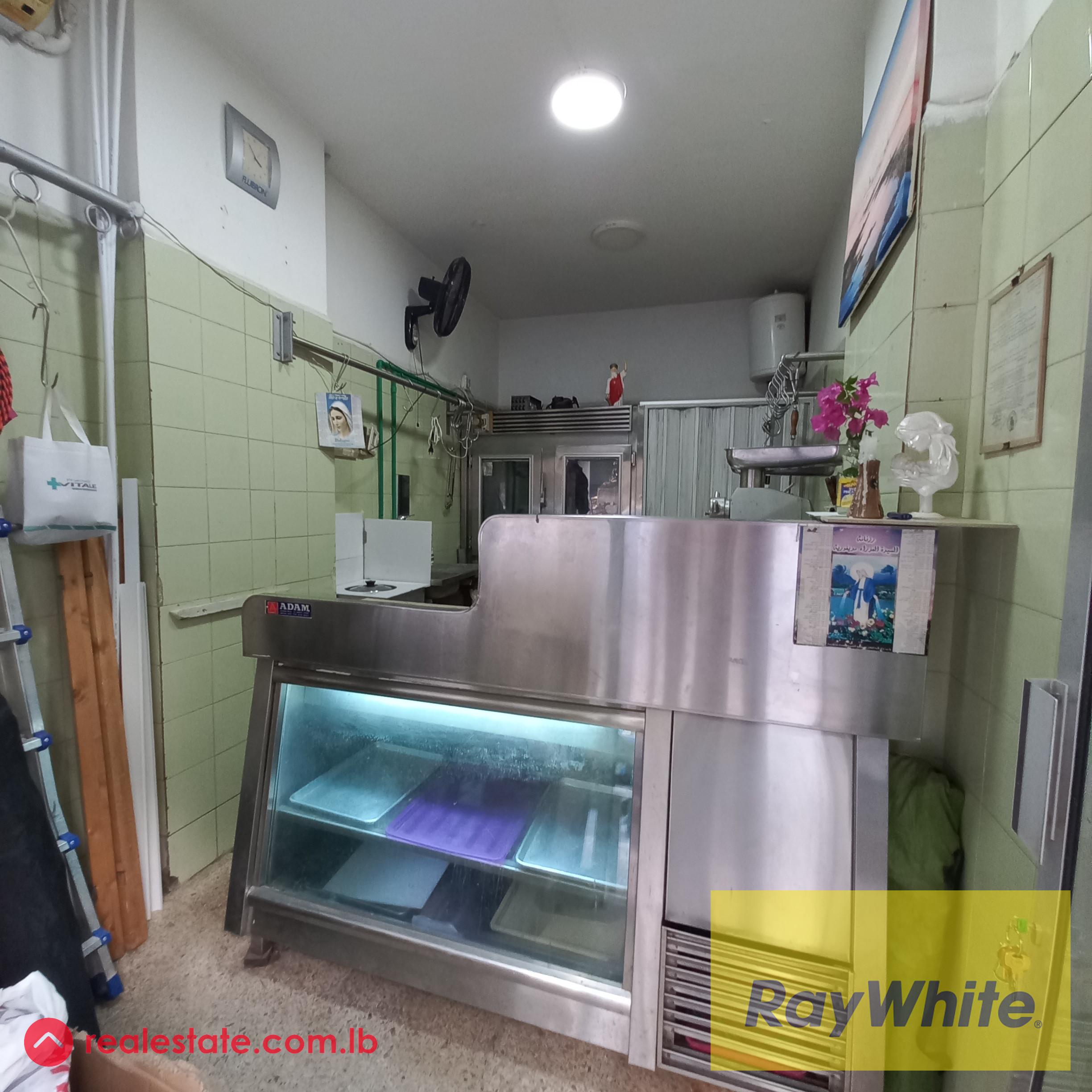 Fully eqquiped Butcher s shop in Zalka for rent