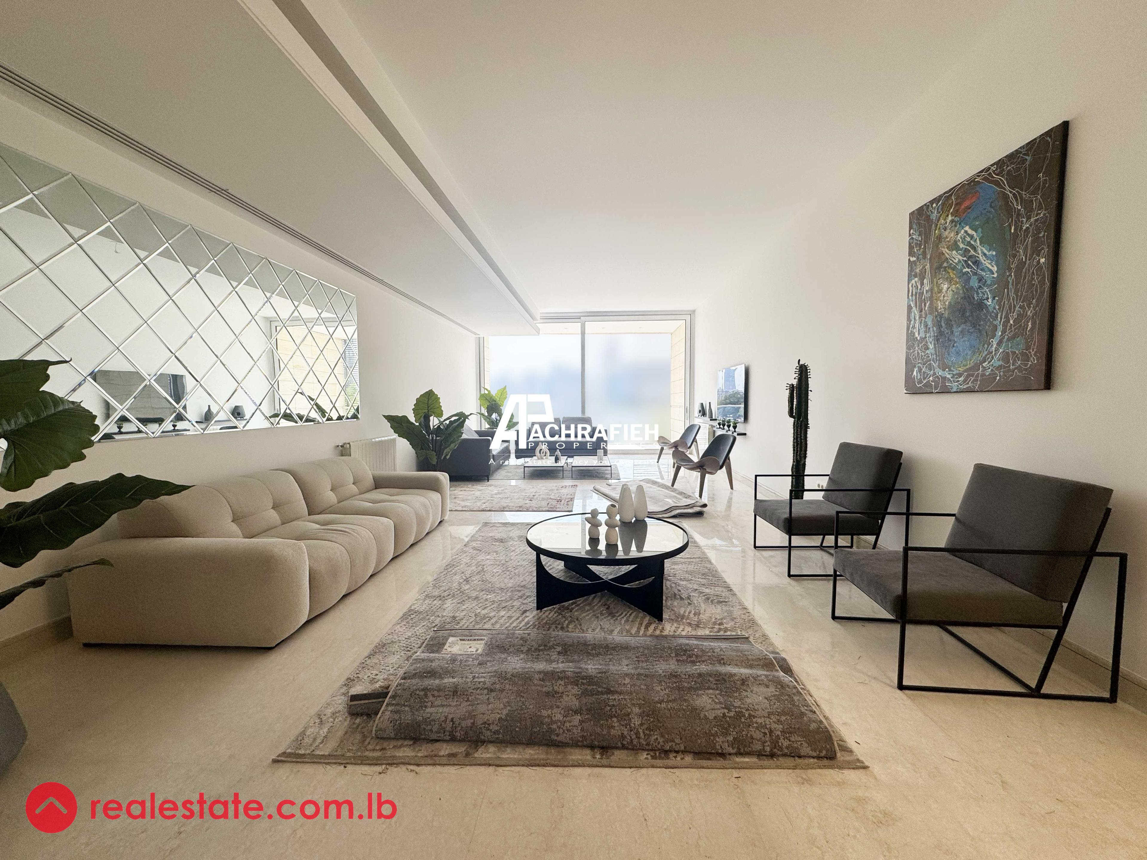 300 Sqm | Luxurious Apartment for Sale In Downtown