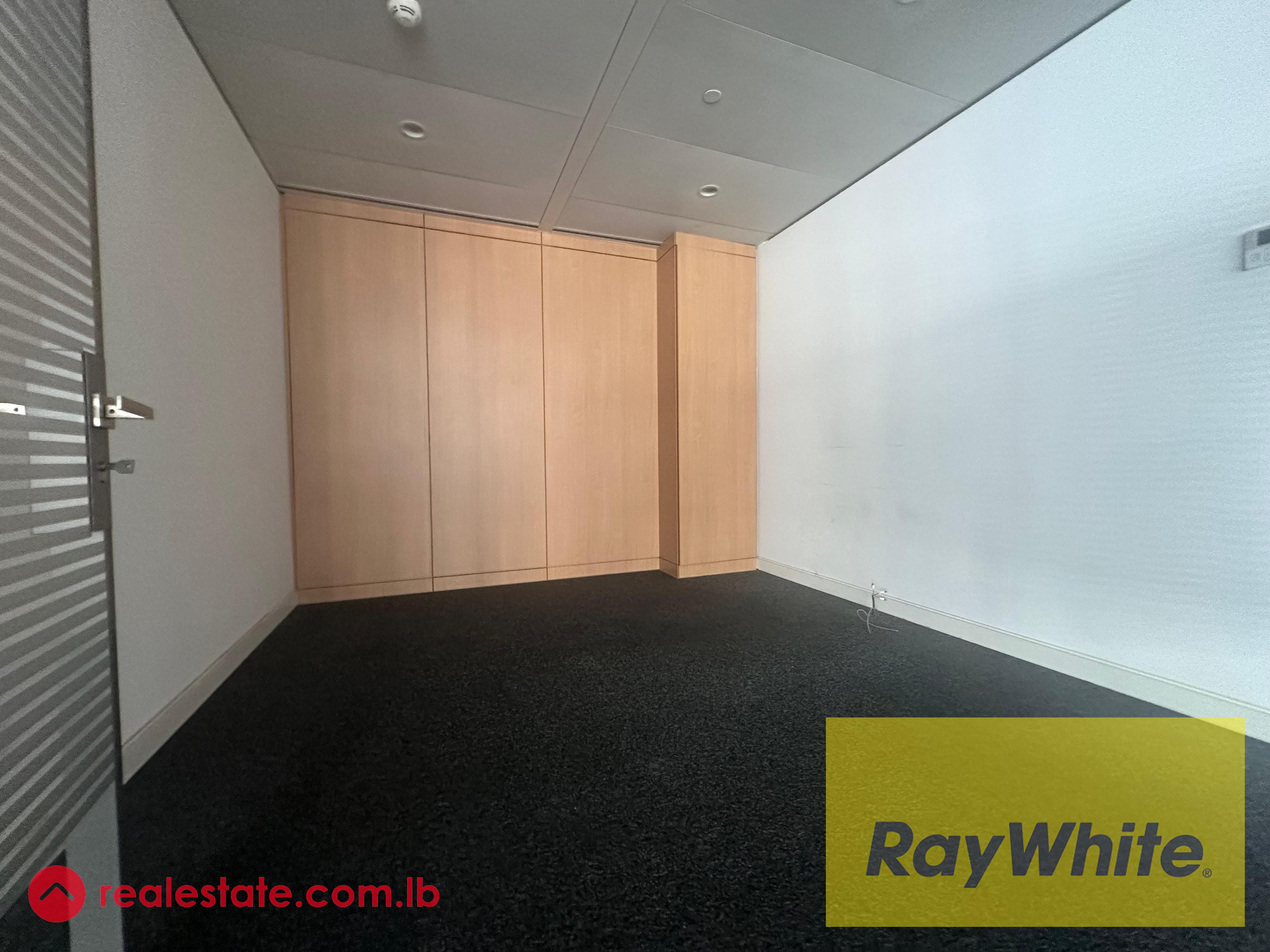 Luxury Office for Rent in Downtown – Prime Location