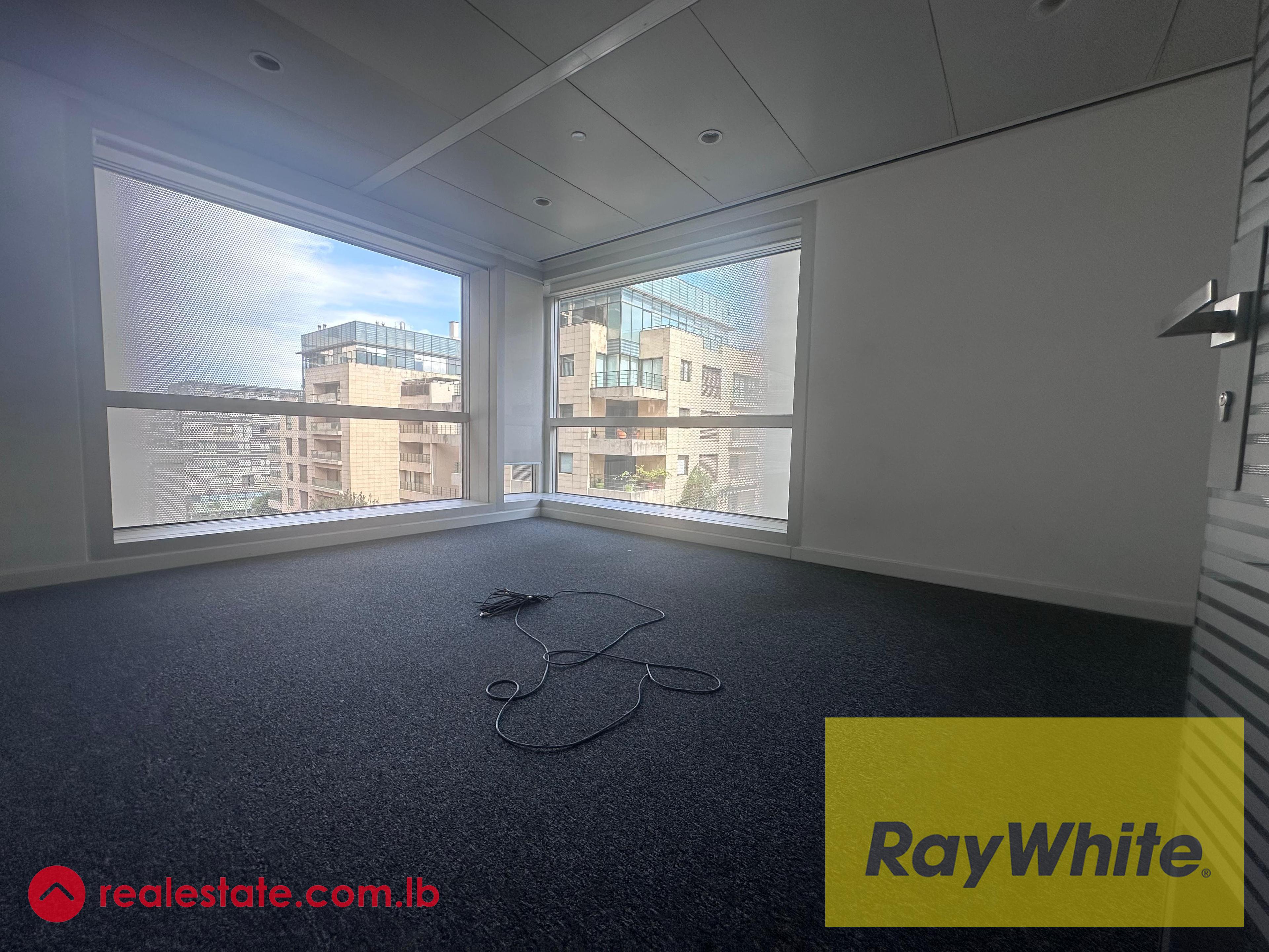 Luxury Office for Rent in Downtown – Prime Location