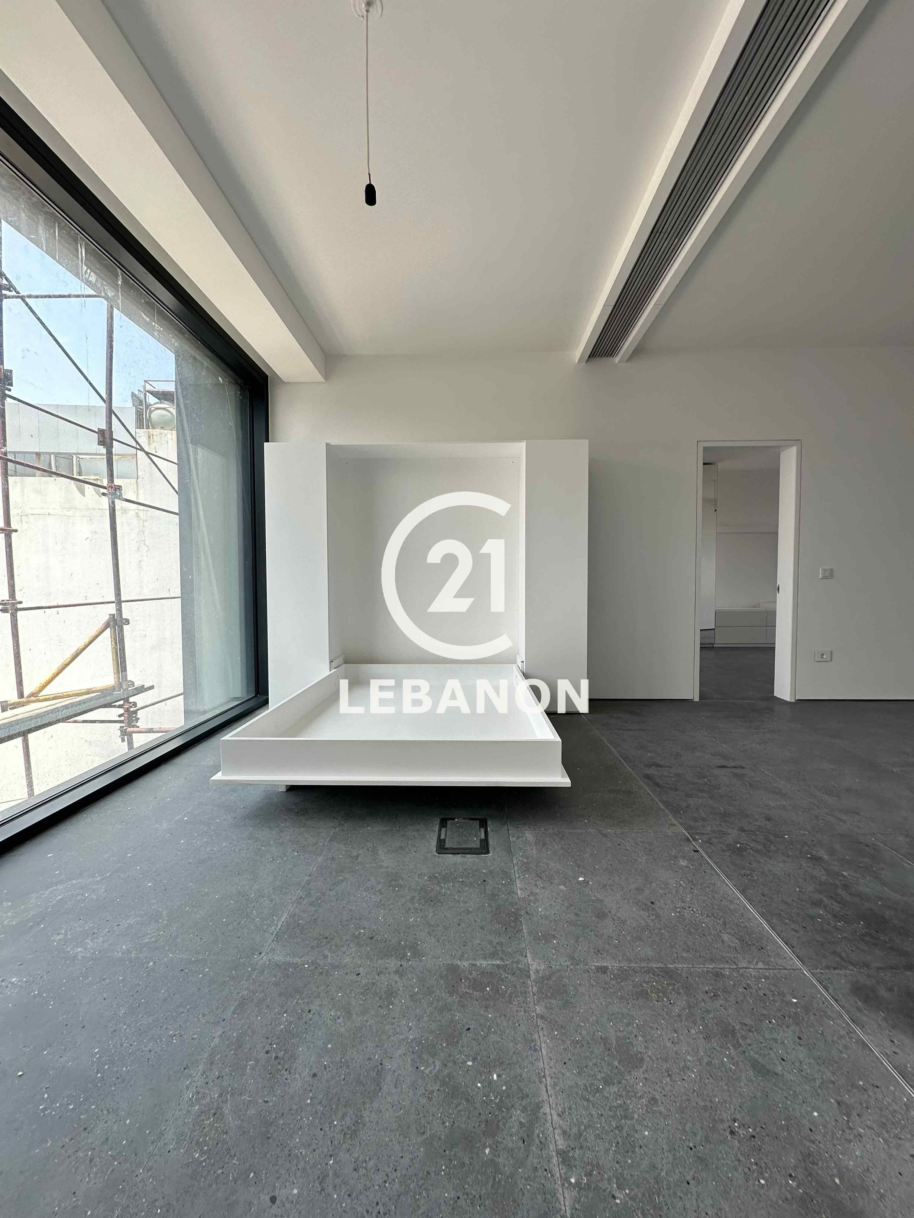 Beautiful 180 sqm Apartment For Rent with a Sea View