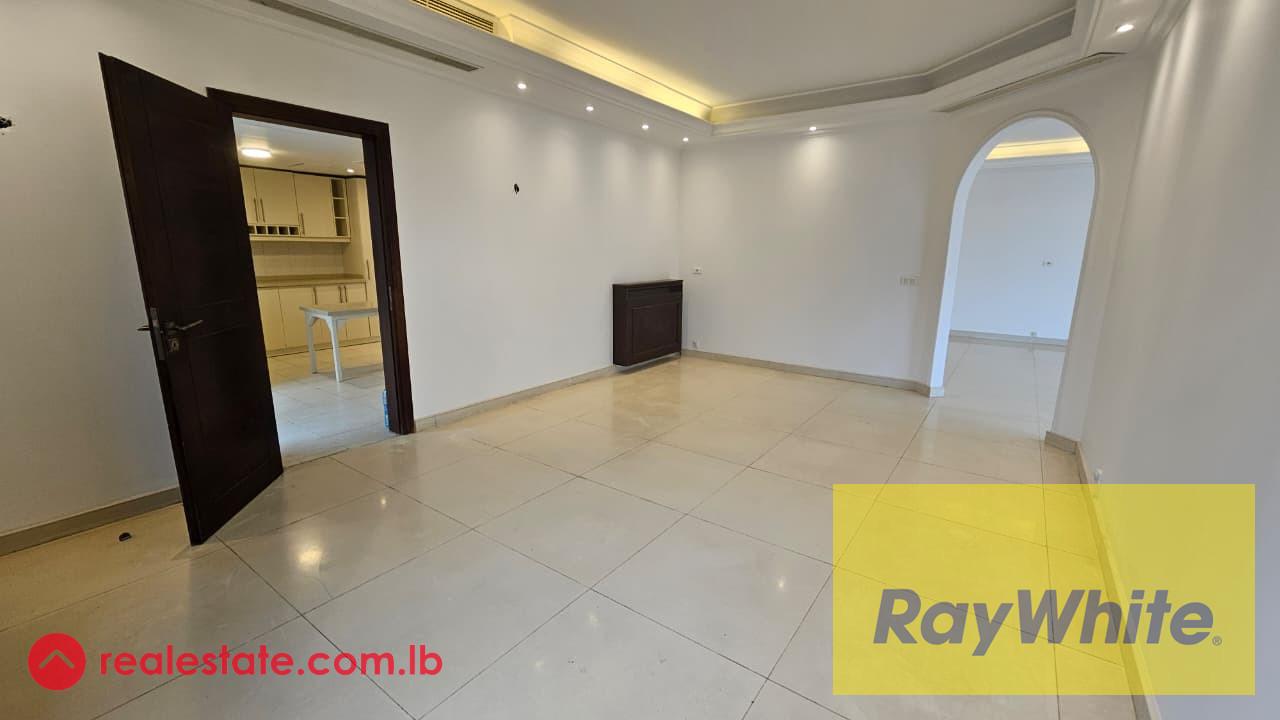 Apartment for rent in Hazmieh|Duplex