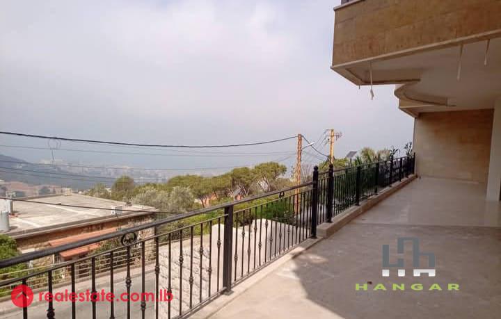 Apartment for sale in Ain El Rihaneh