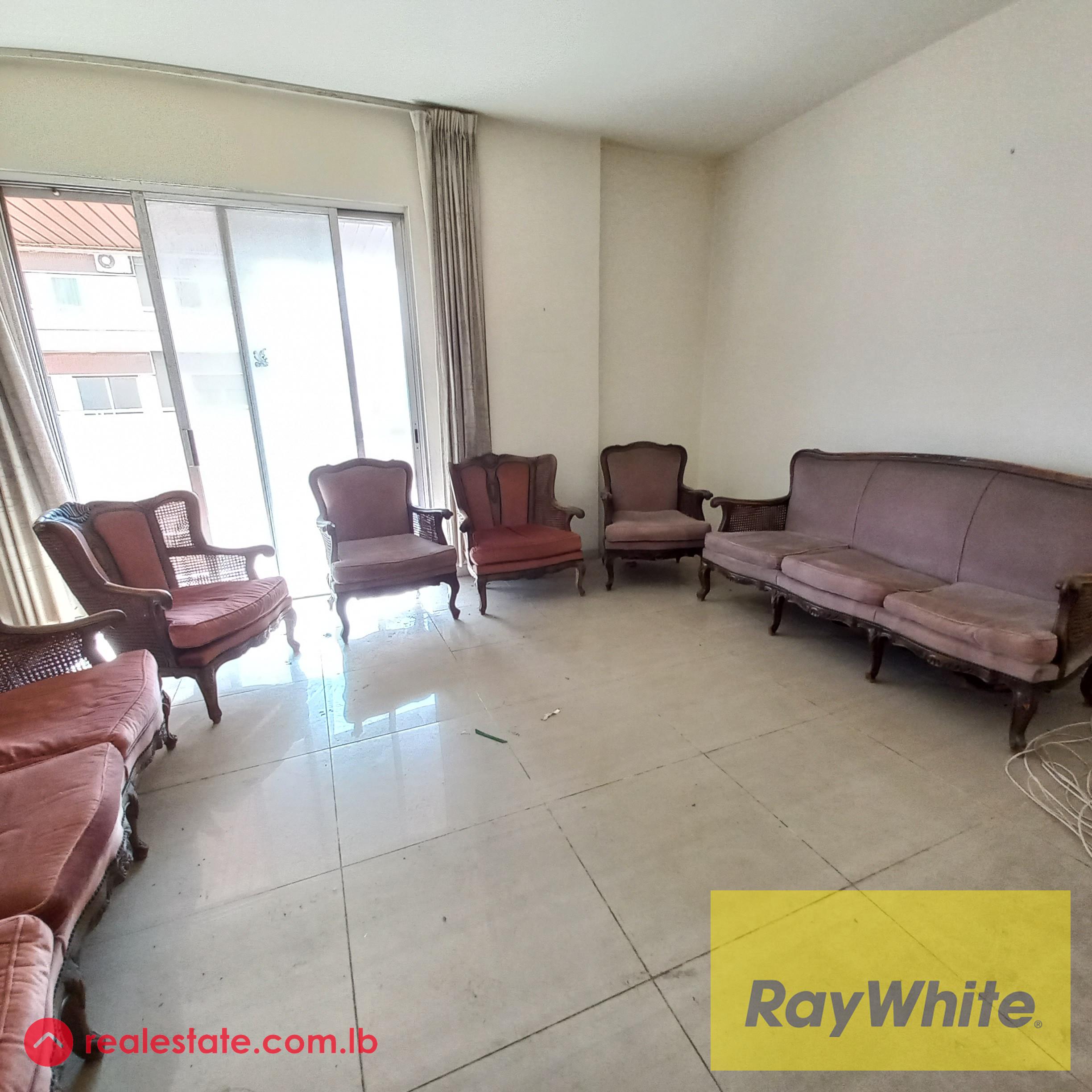 Apartment in Sid el Bauchrieh street for sale