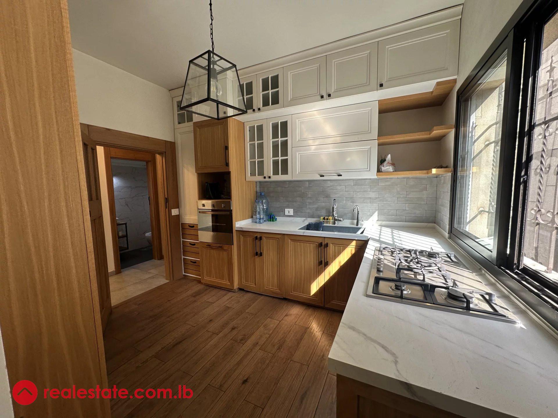 Fully renovated Apartment in Raboue - Prime Location