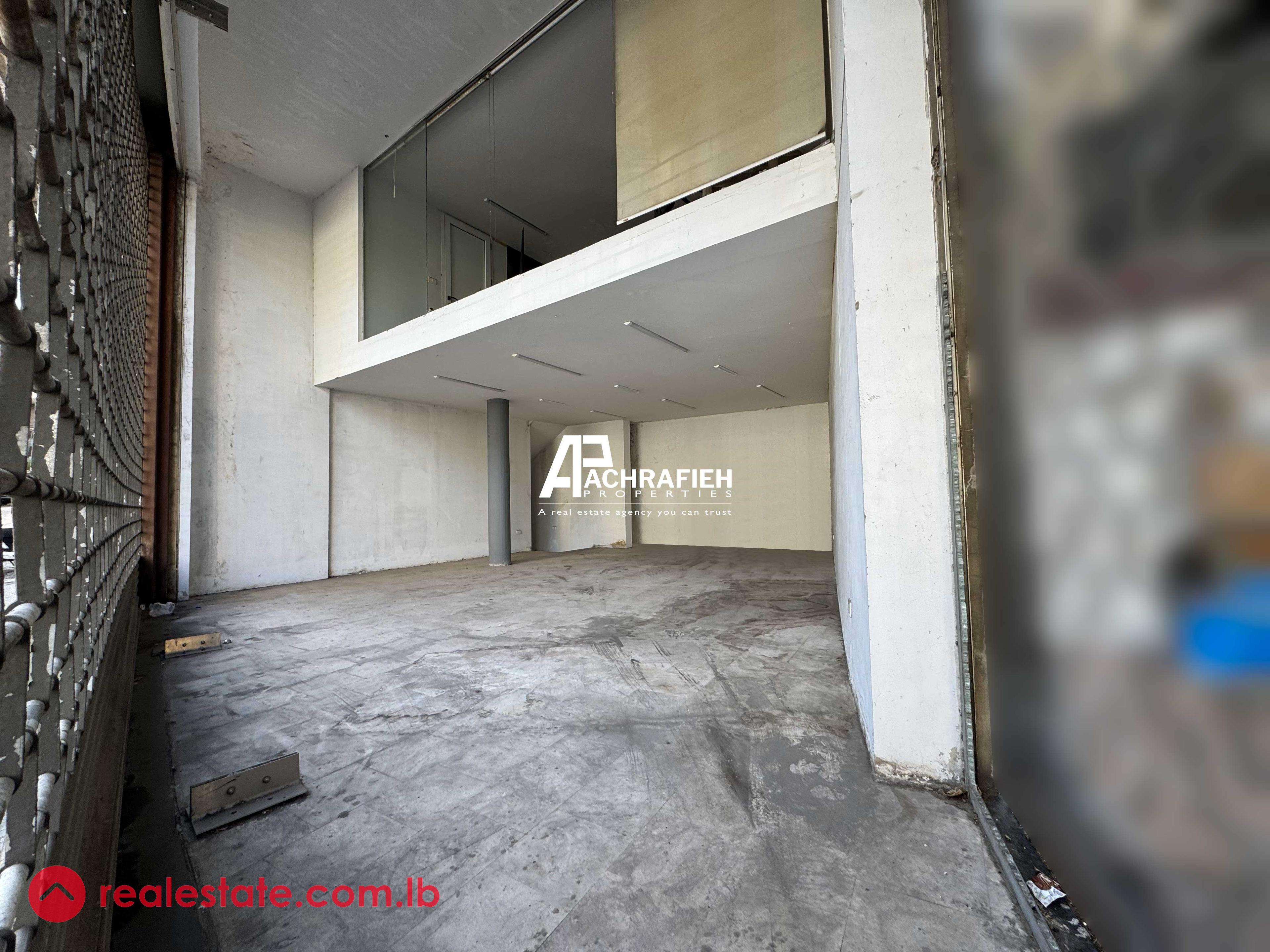 230 Sqm Shop | For Rent in Achrafieh,Tabaris