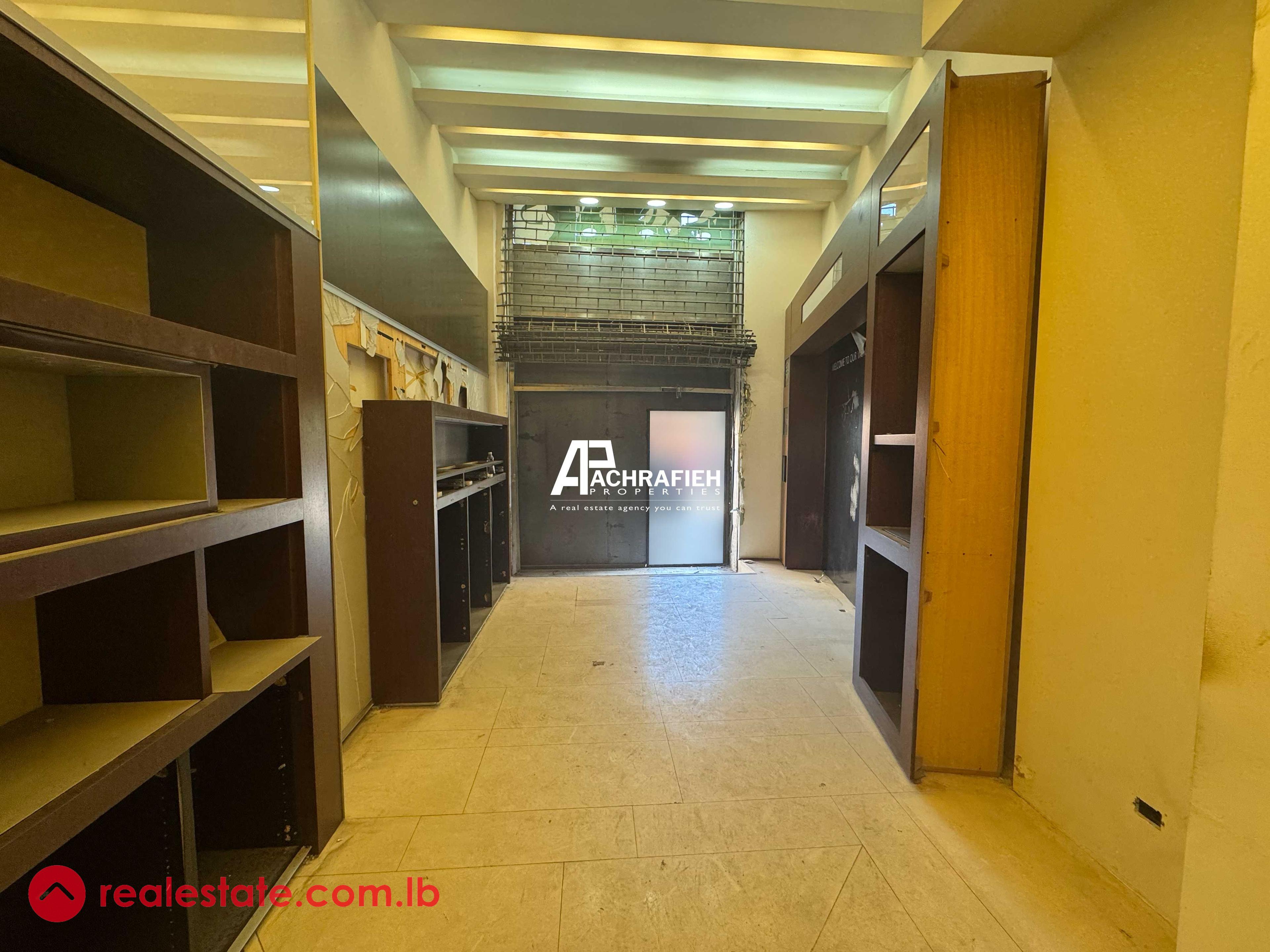 32 Sqm | Shop for Rent In Downtown