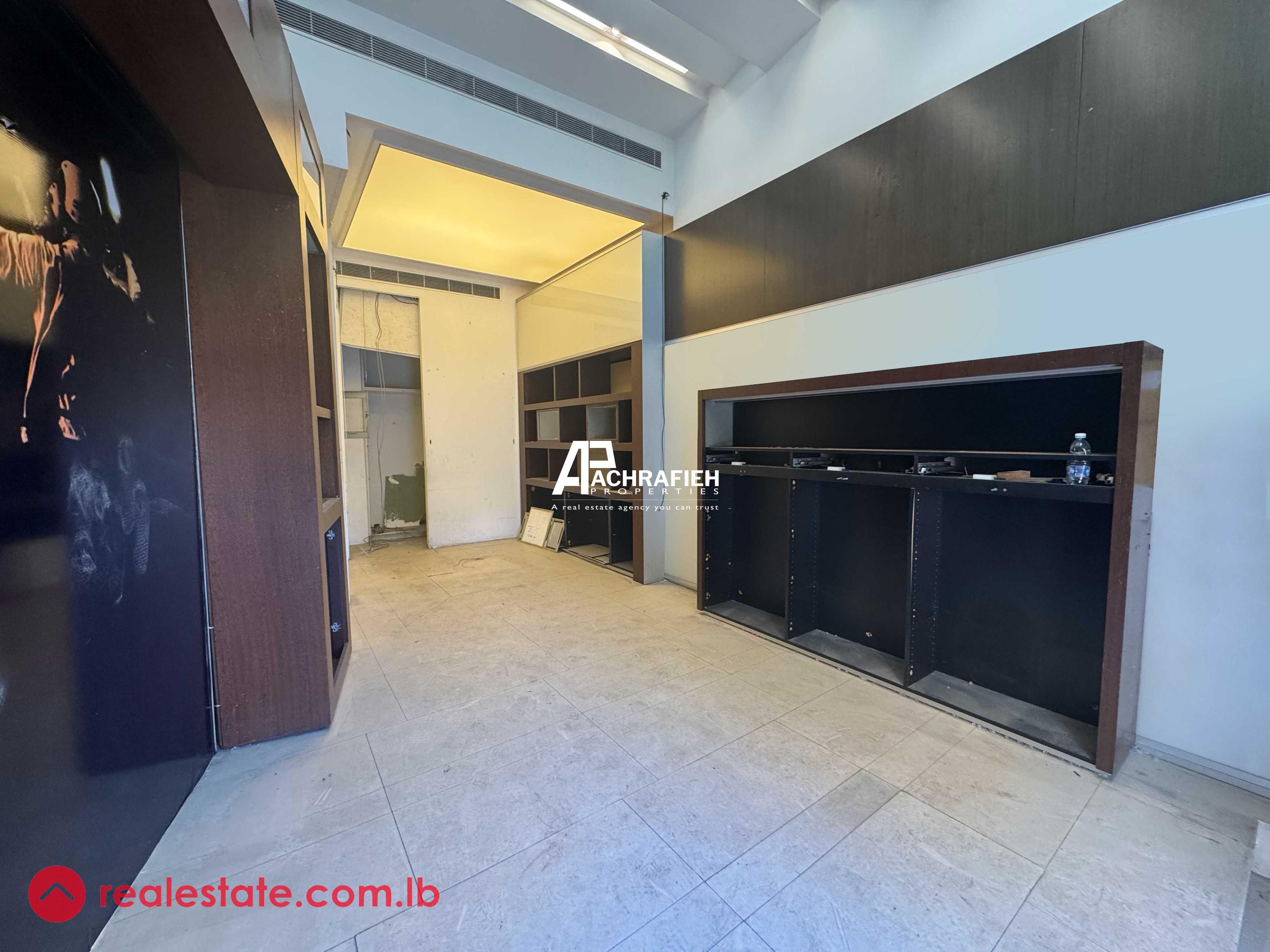 32 Sqm | Shop for Rent In Downtown