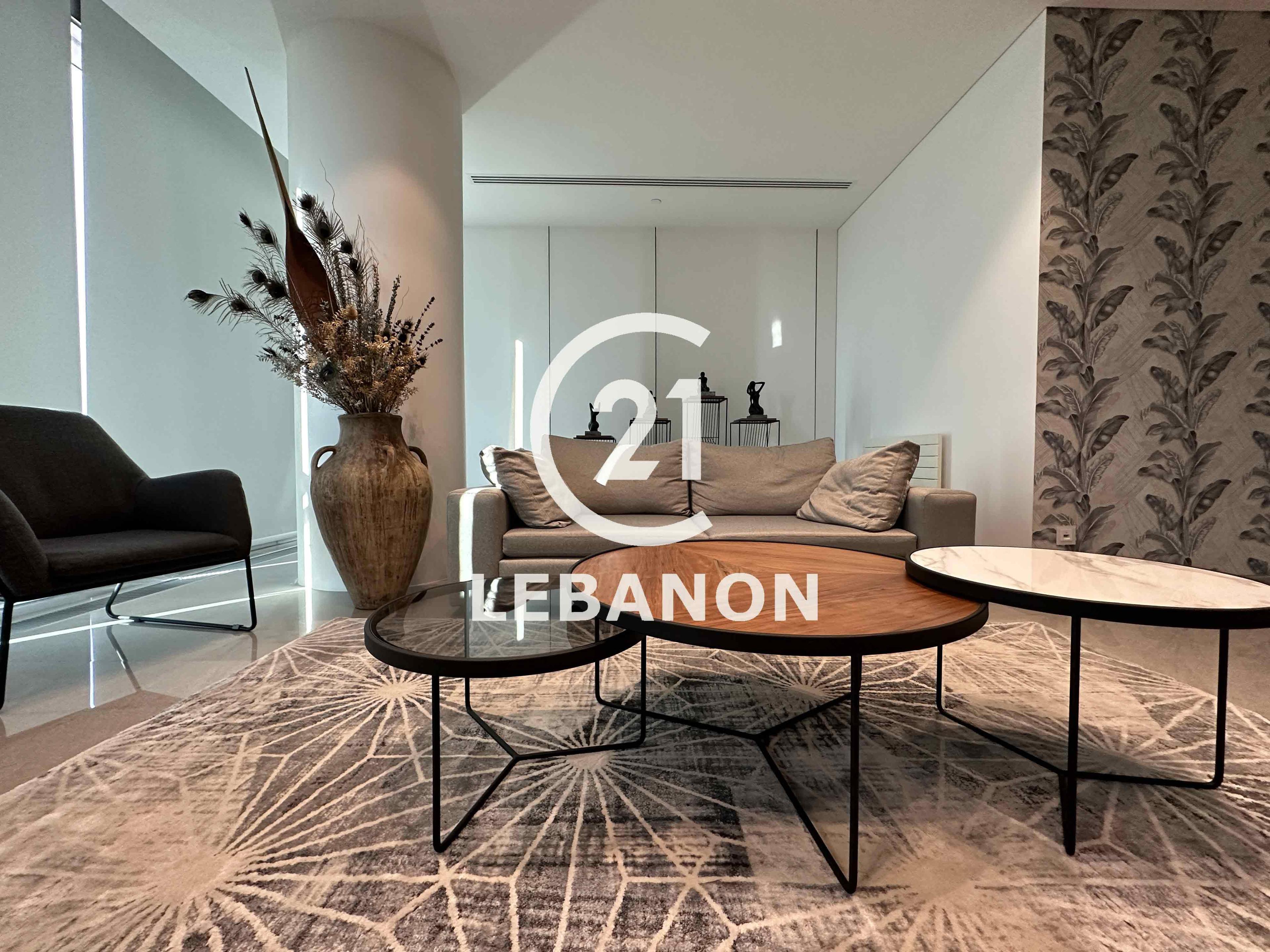 Furnished 280 sqm Apartment Furnished and a High Sea View