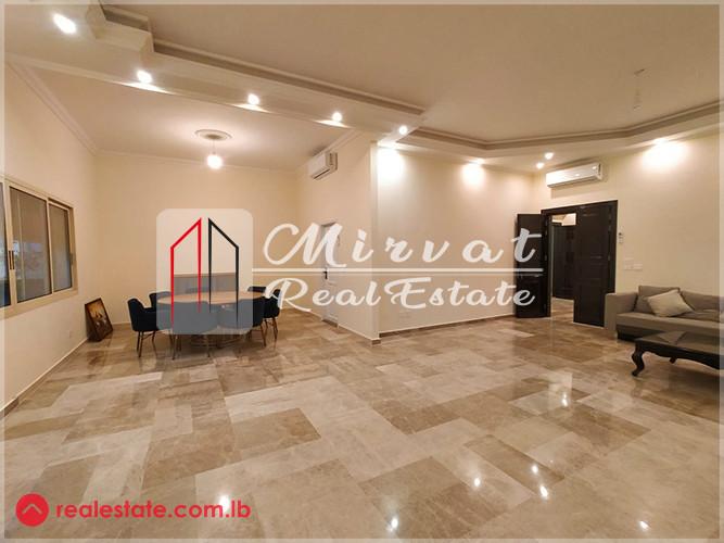 4 Bedrooms Semi Furnished ApartmentlBalconies