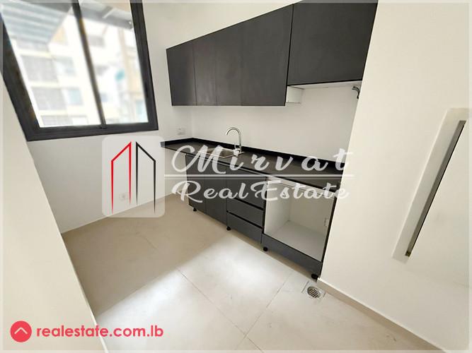 Abdel WahablHigh Ceiling Modern Apartment