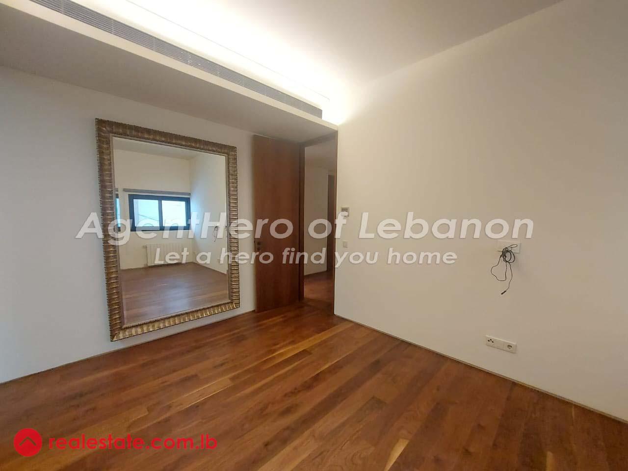 New In Z Market | Luxury Duplex Penthouse | Prime Location