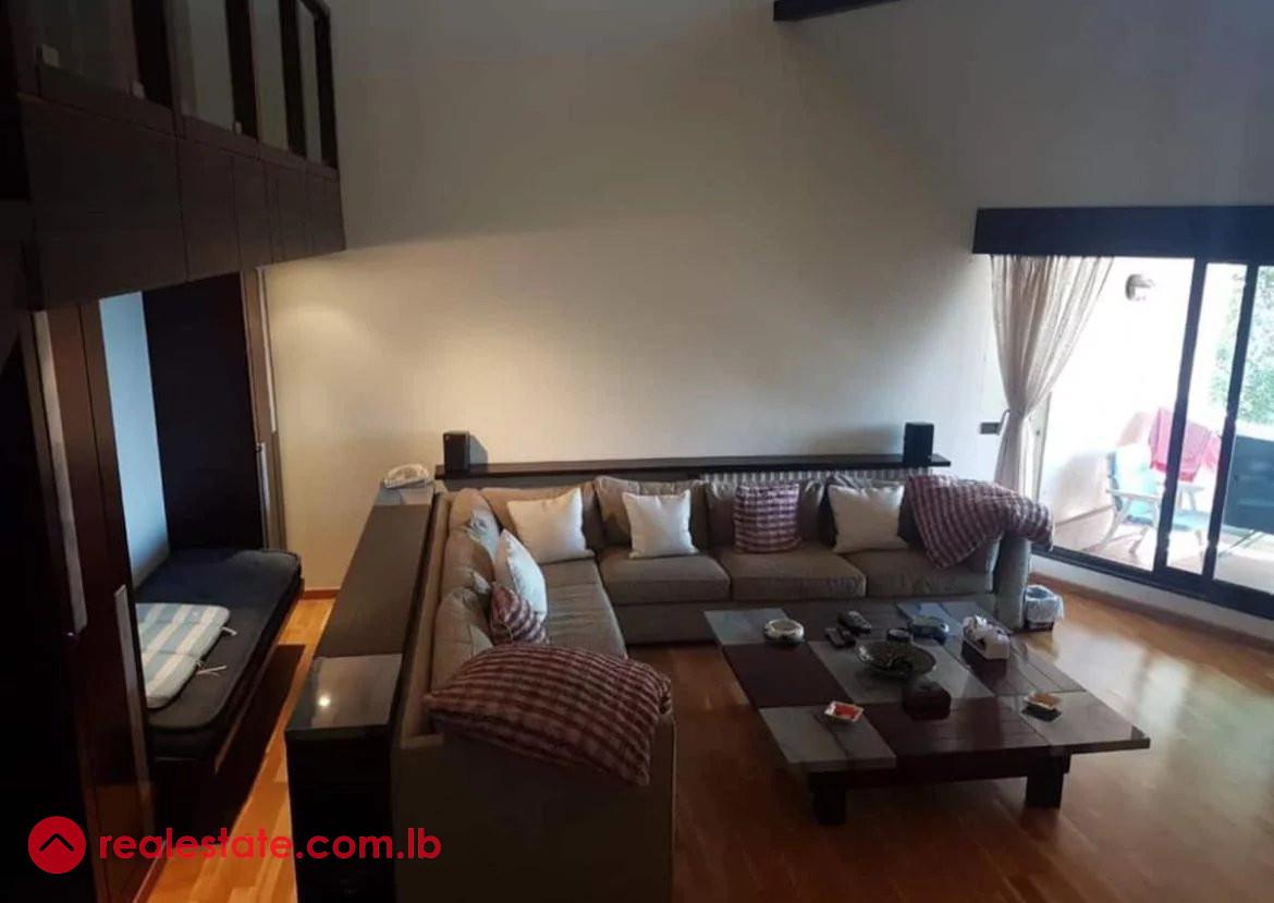 Spacious Chalet in Tilal Kfardebian, Faqra