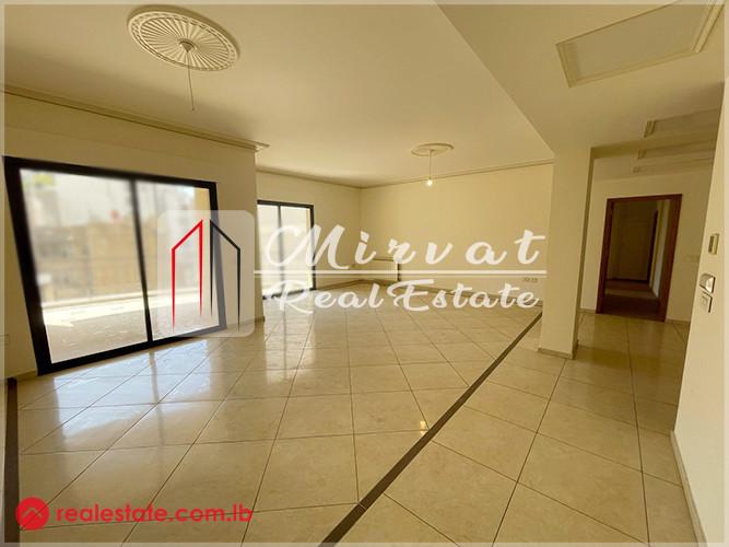 Close to Sassine Squarel3 BedroomsnApartmentlBalcony