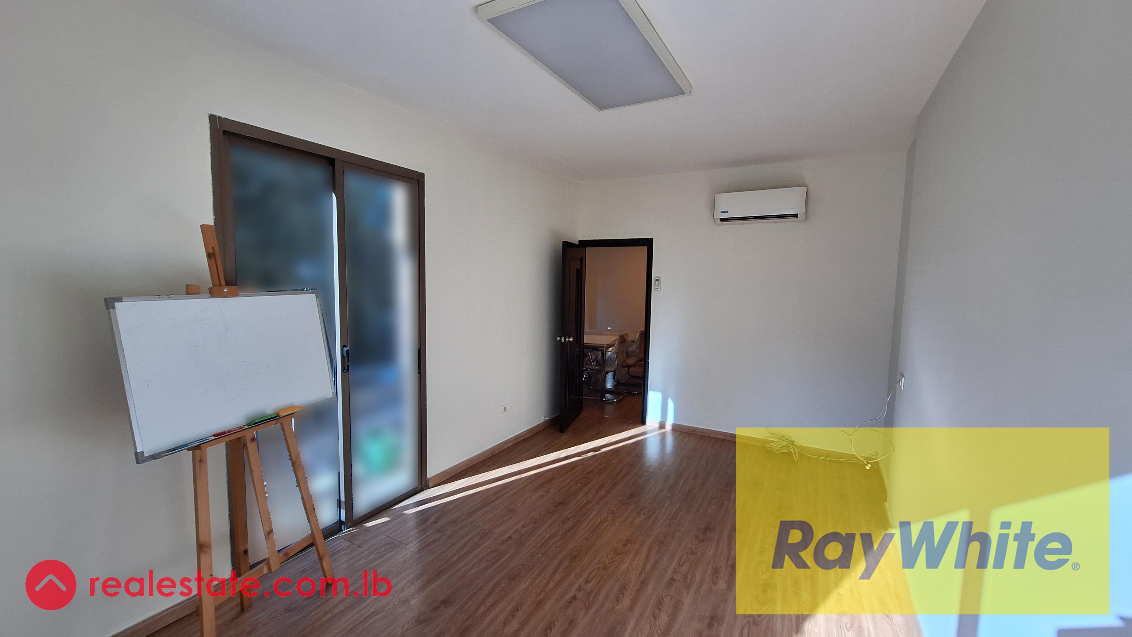 City View Office for Rent – Bechara El-Khoury