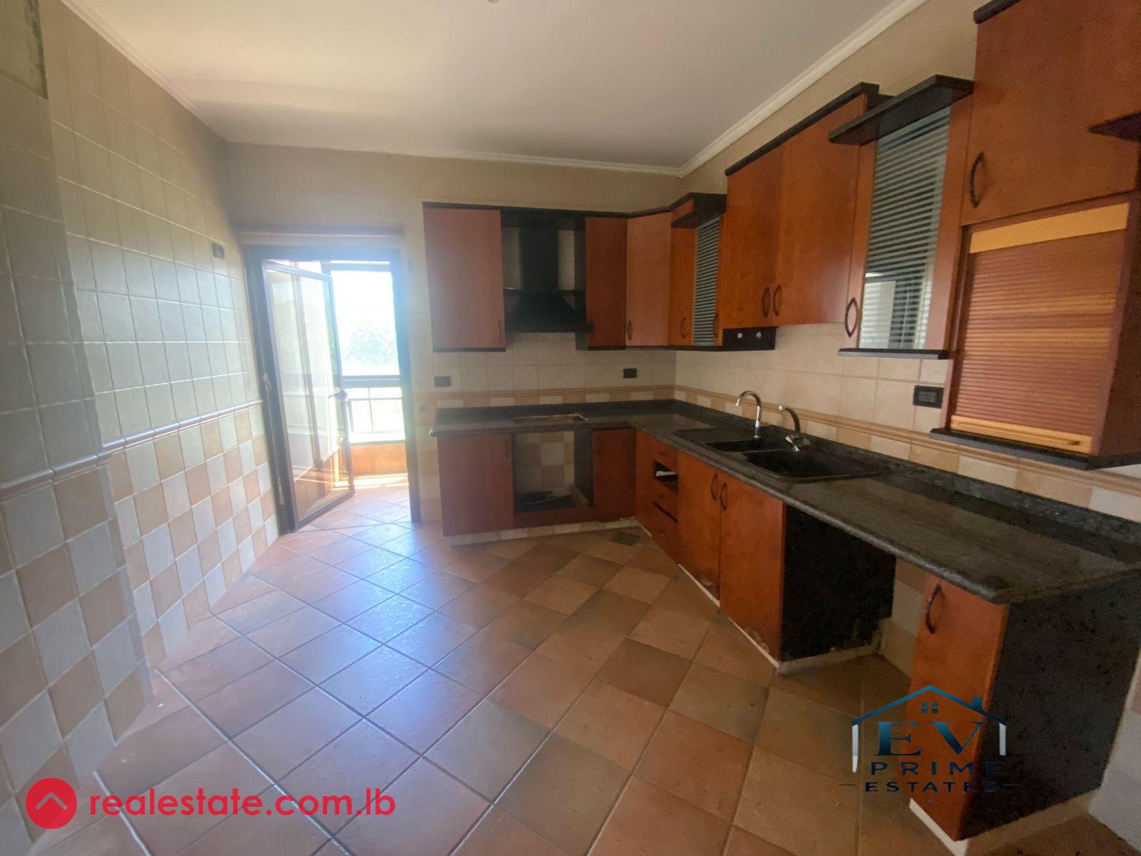 Apartment For Sale in Adma