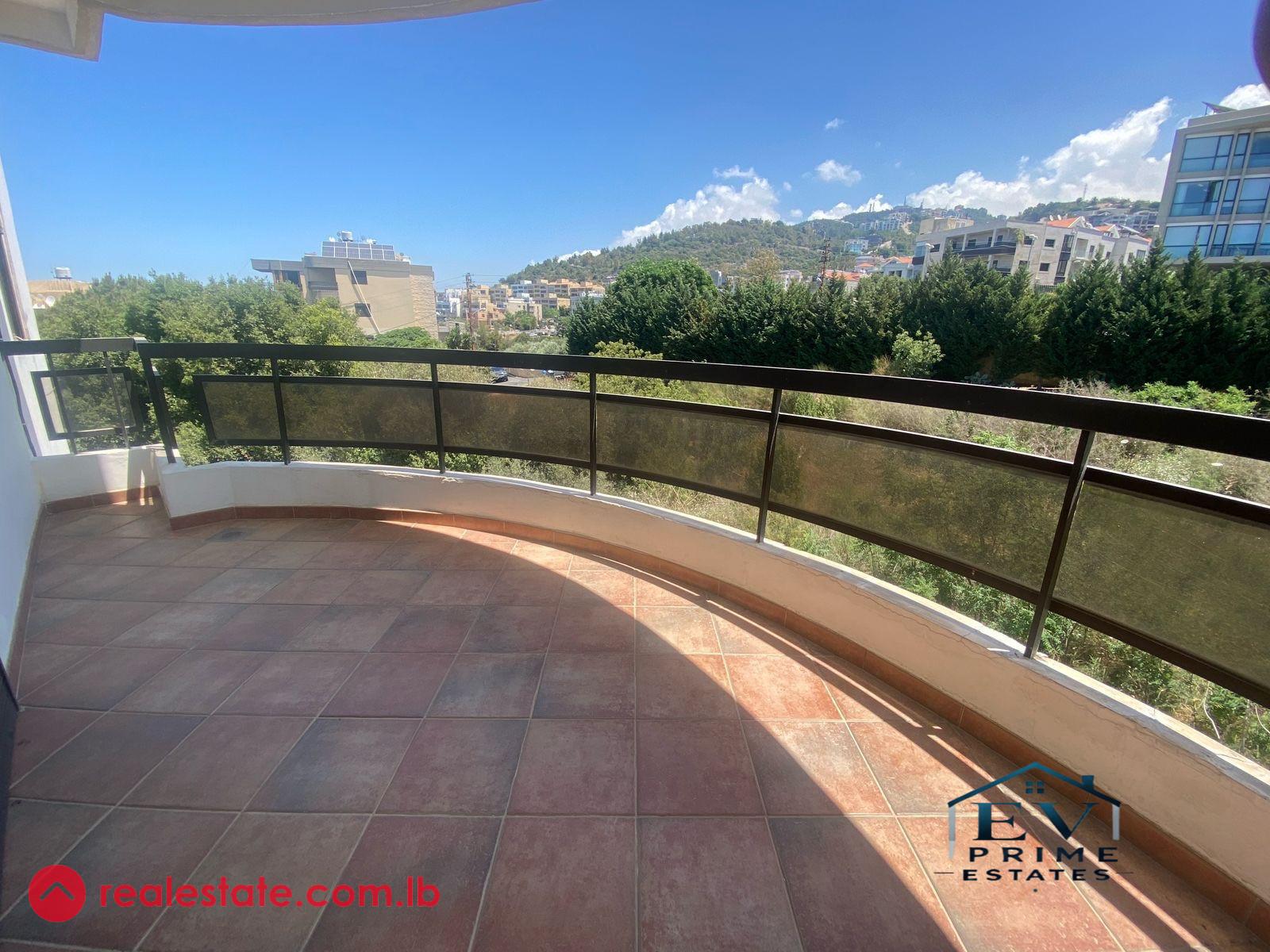 Apartment For Sale in Adma