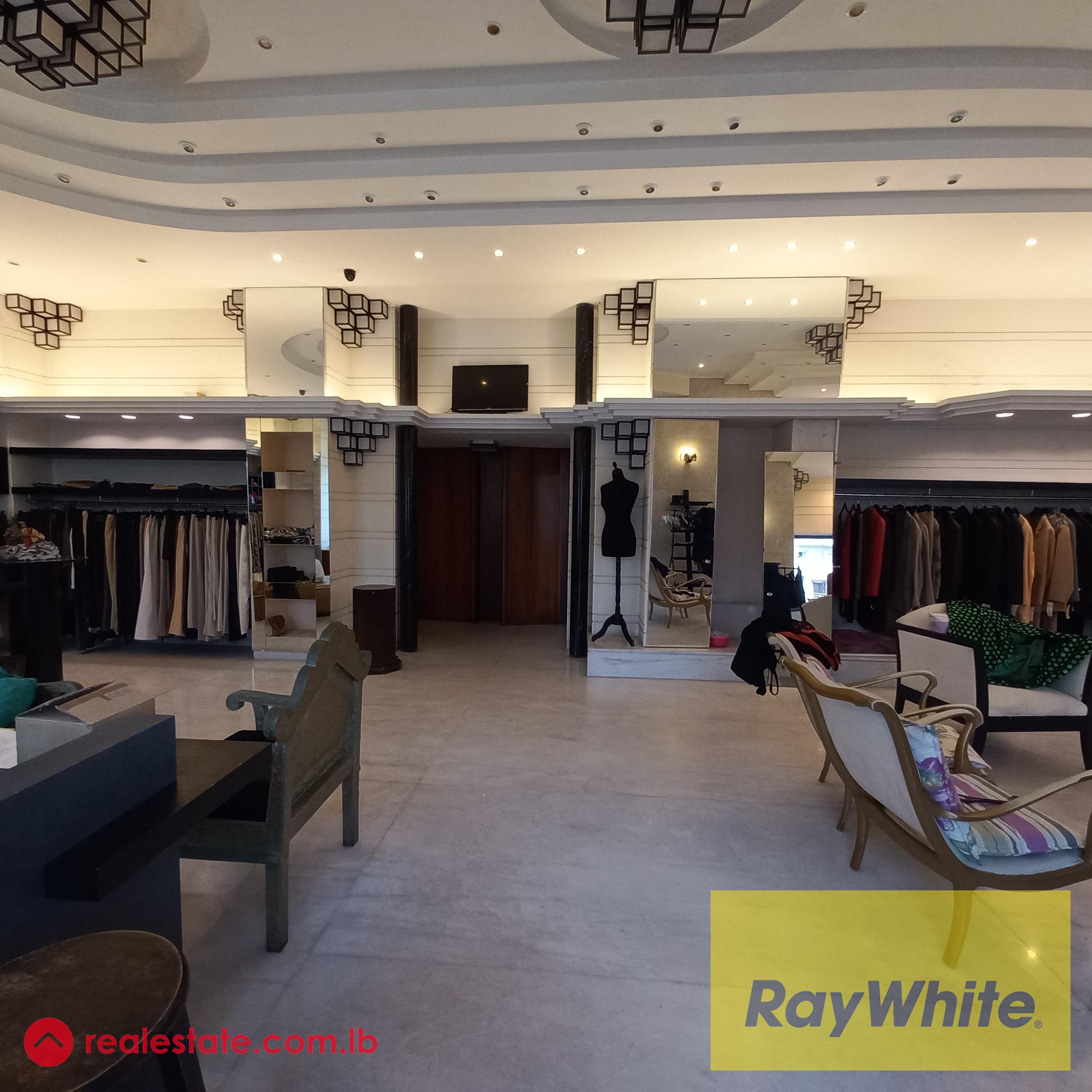 Shop of 100sqm in Jal el Dib 2 steps away from the highway for rent