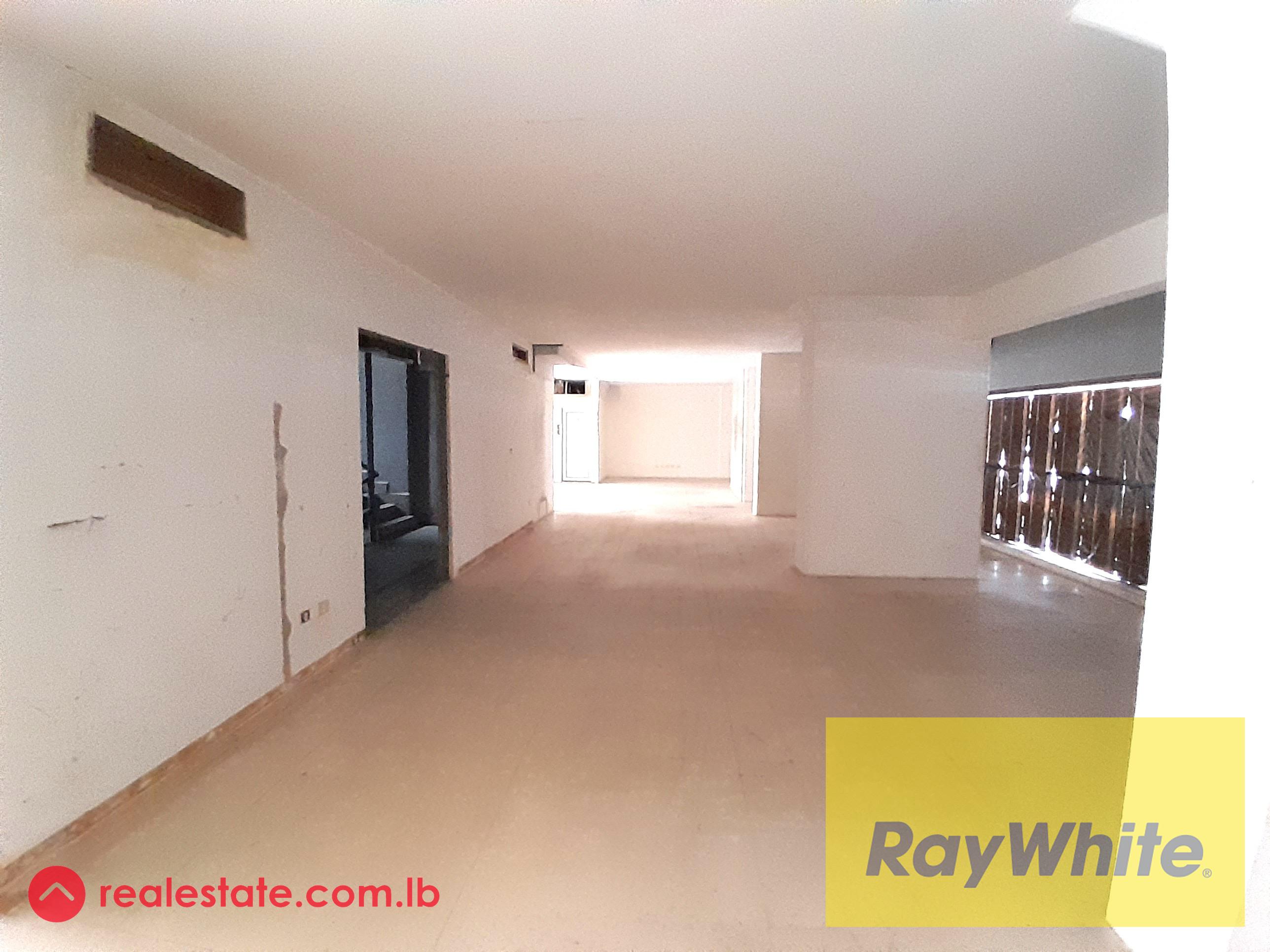 Office for Rent in Gemmayzeh - Sea View