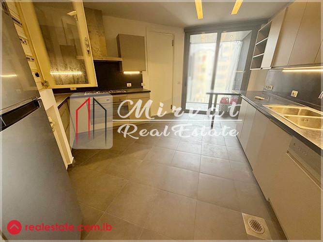 Spacious Modern ApartmentlBalconieslPrime Area