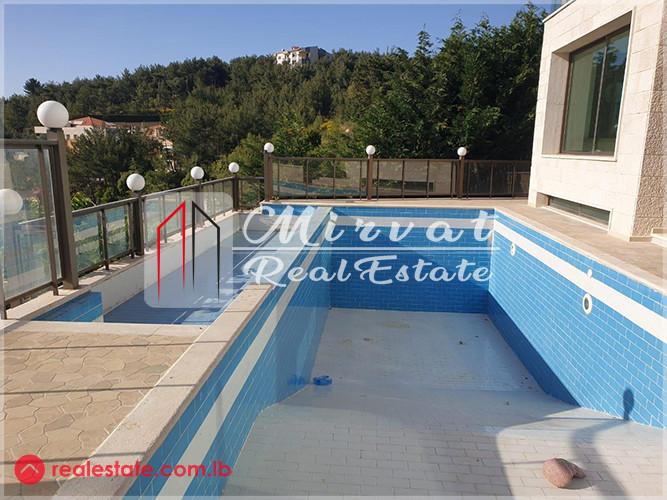 Four-Storey Villa For sale in ChemlanlPrivate Pool