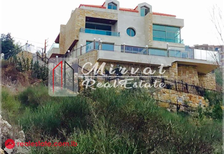 Four-Storey Villa For sale in ChemlanlPrivate Pool