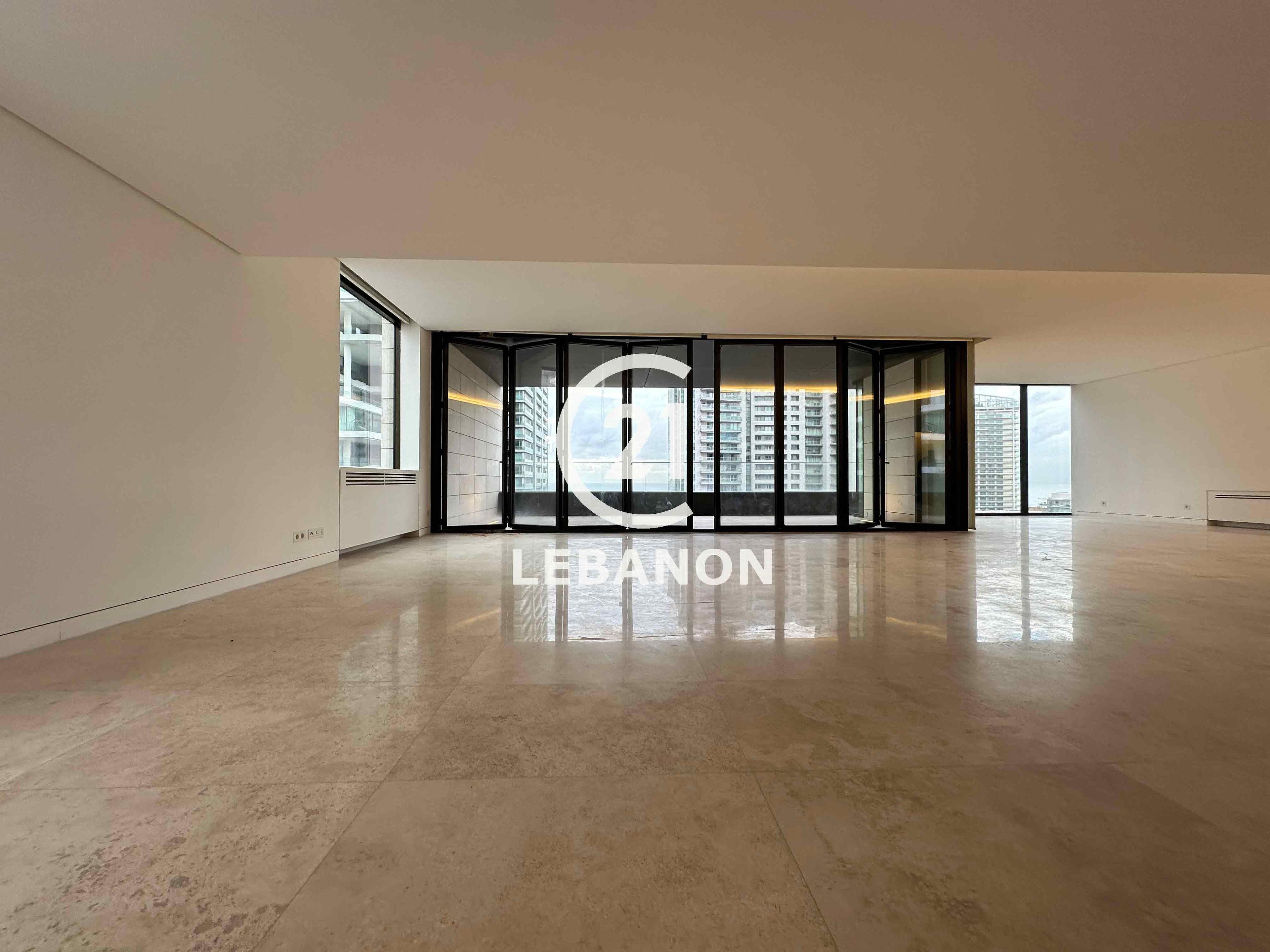 Excellent 470 sqm Apartment for Rent in Downtown Beirut with a Sea View