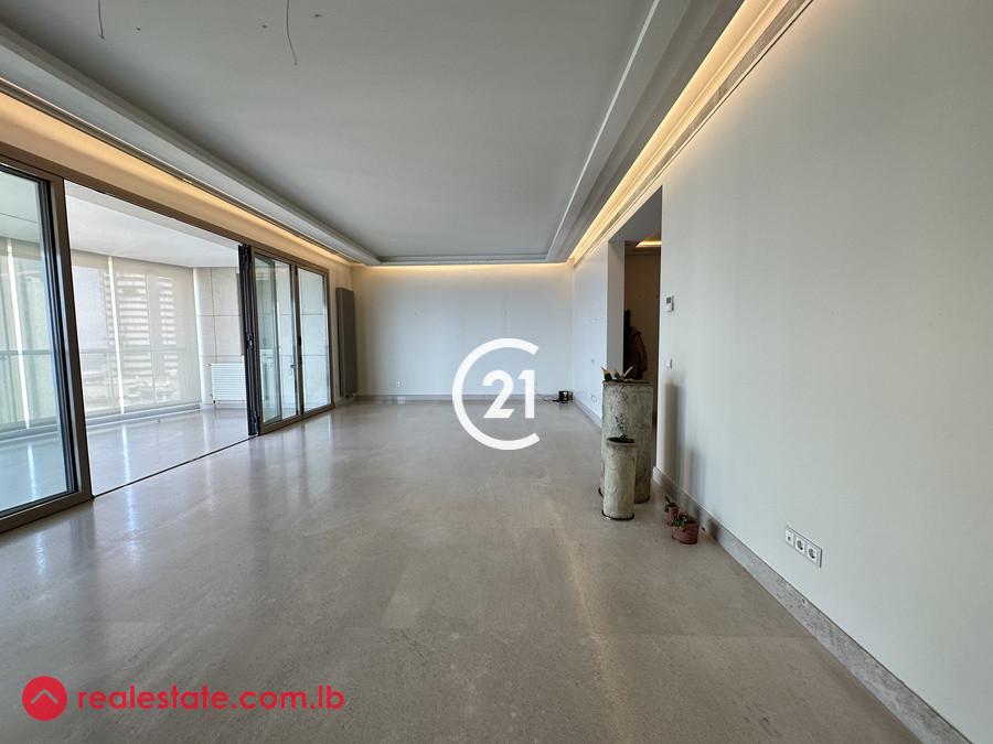 Apartment For Rent on a High Floor, Sea View ,& in an Excellent Condition