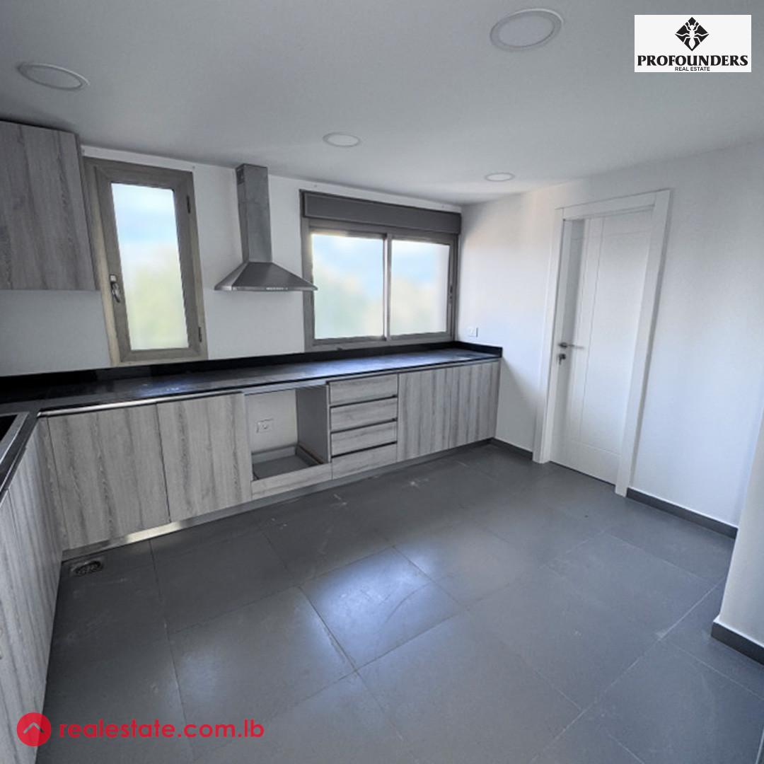 Duplex with a panoramic view for sale in Beit Meri