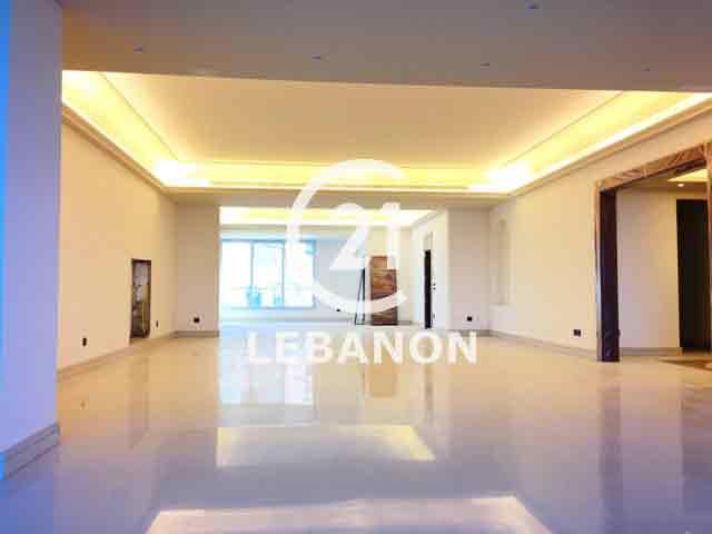 Spacious Beautiful Apartment with a Breathtaking Full Sea View