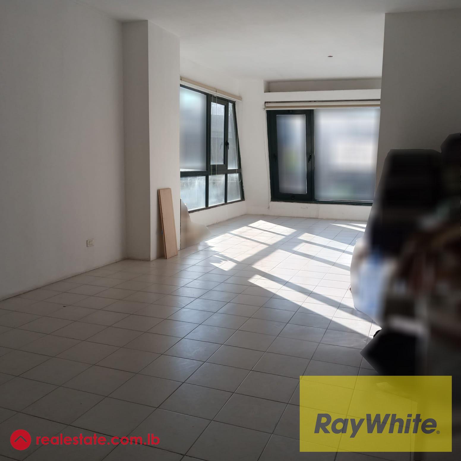 Office for Sale in Zalka