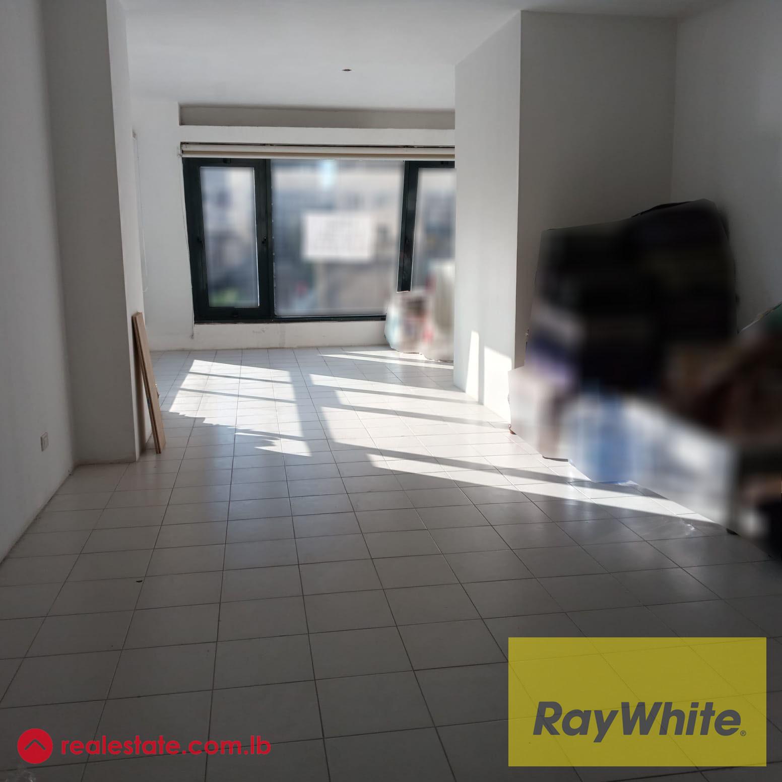 Office for Sale in Zalka