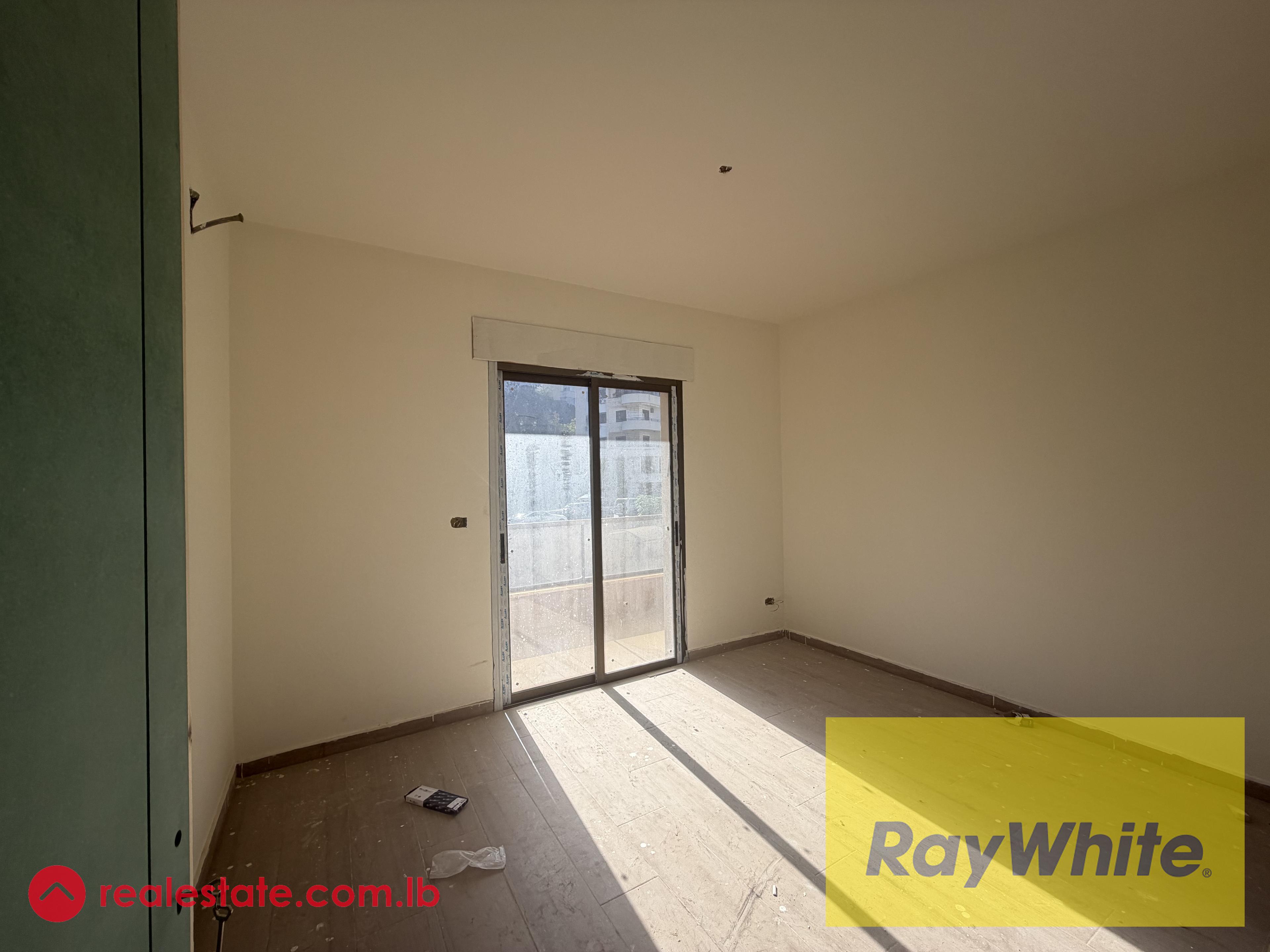 Apartment for Sale In Mazraat Yachouh