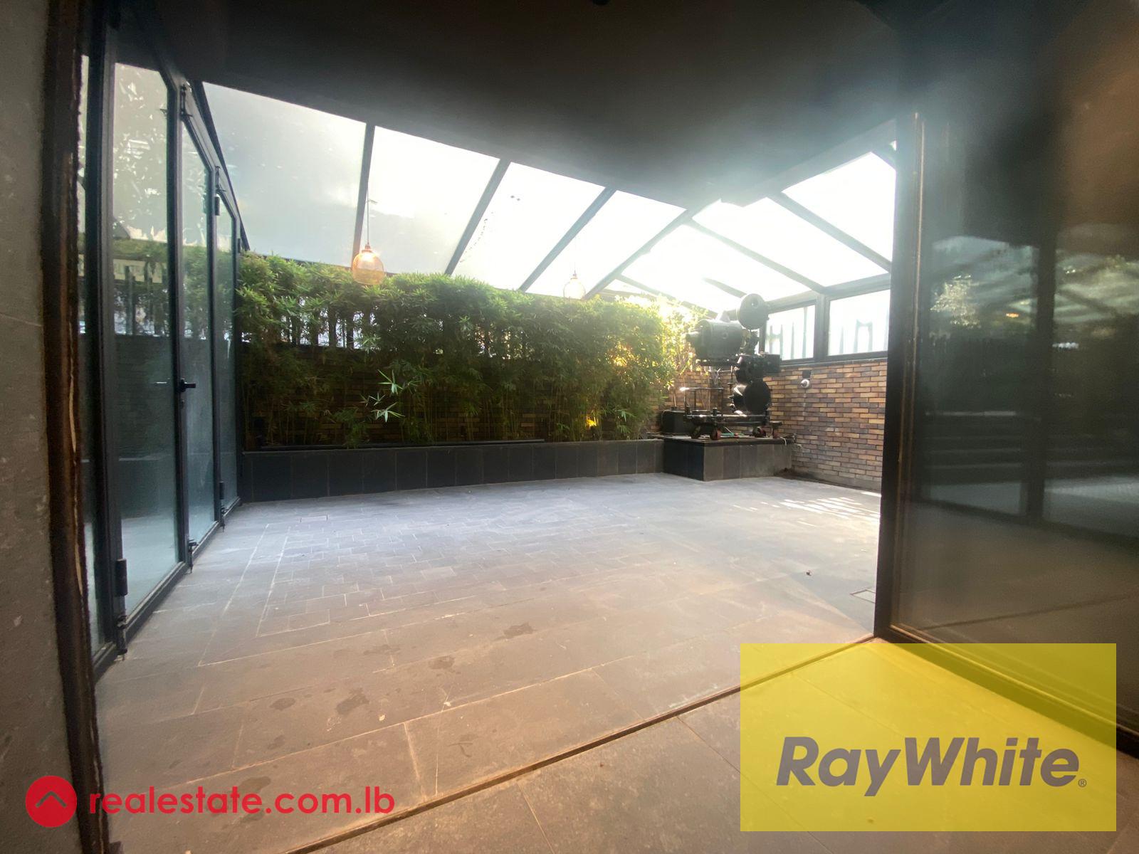 Restaurant for Rent in Badaro