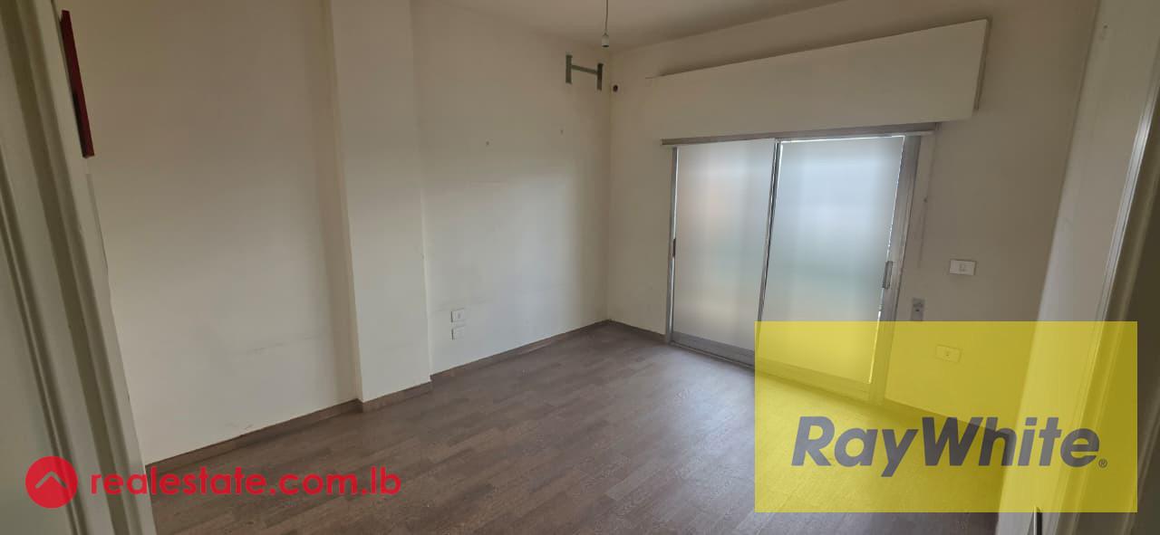 Office for Rent In Jdeideh