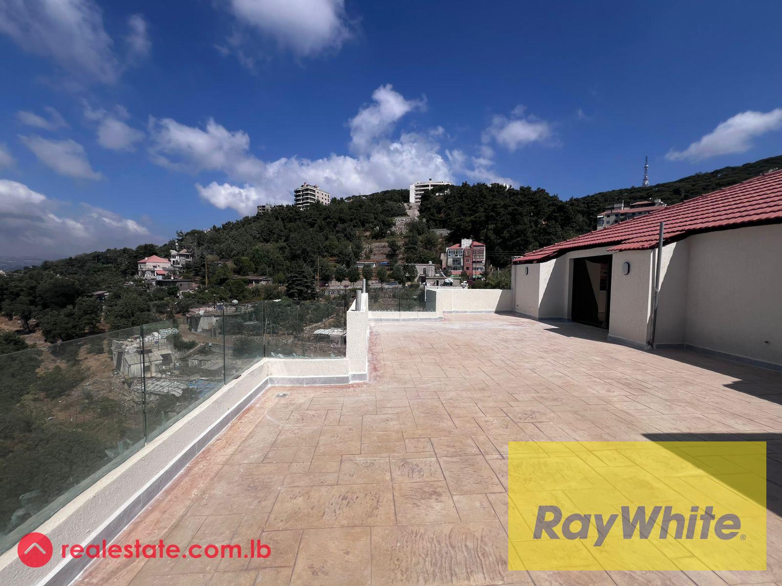 Roof Apartment for Sale in Bharsaf – 240 sqm - Sea and Mountain View