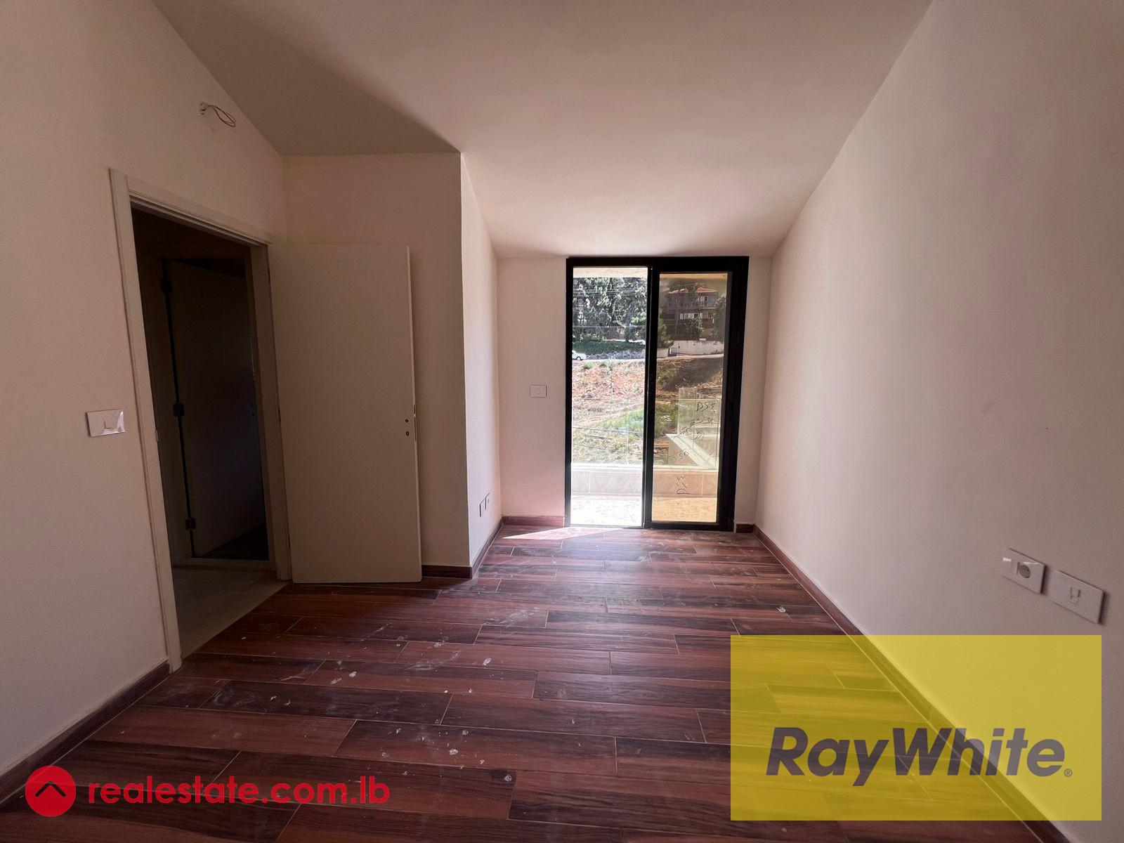 Roof Apartment for Sale in Bharsaf – 240 sqm - Sea and Mountain View