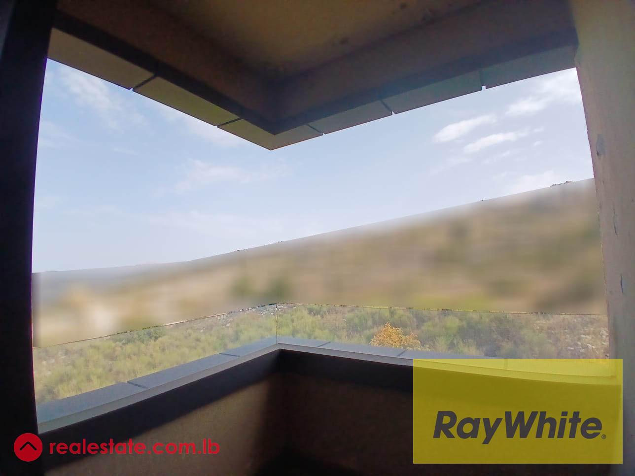 Building for Sale In Zaarour