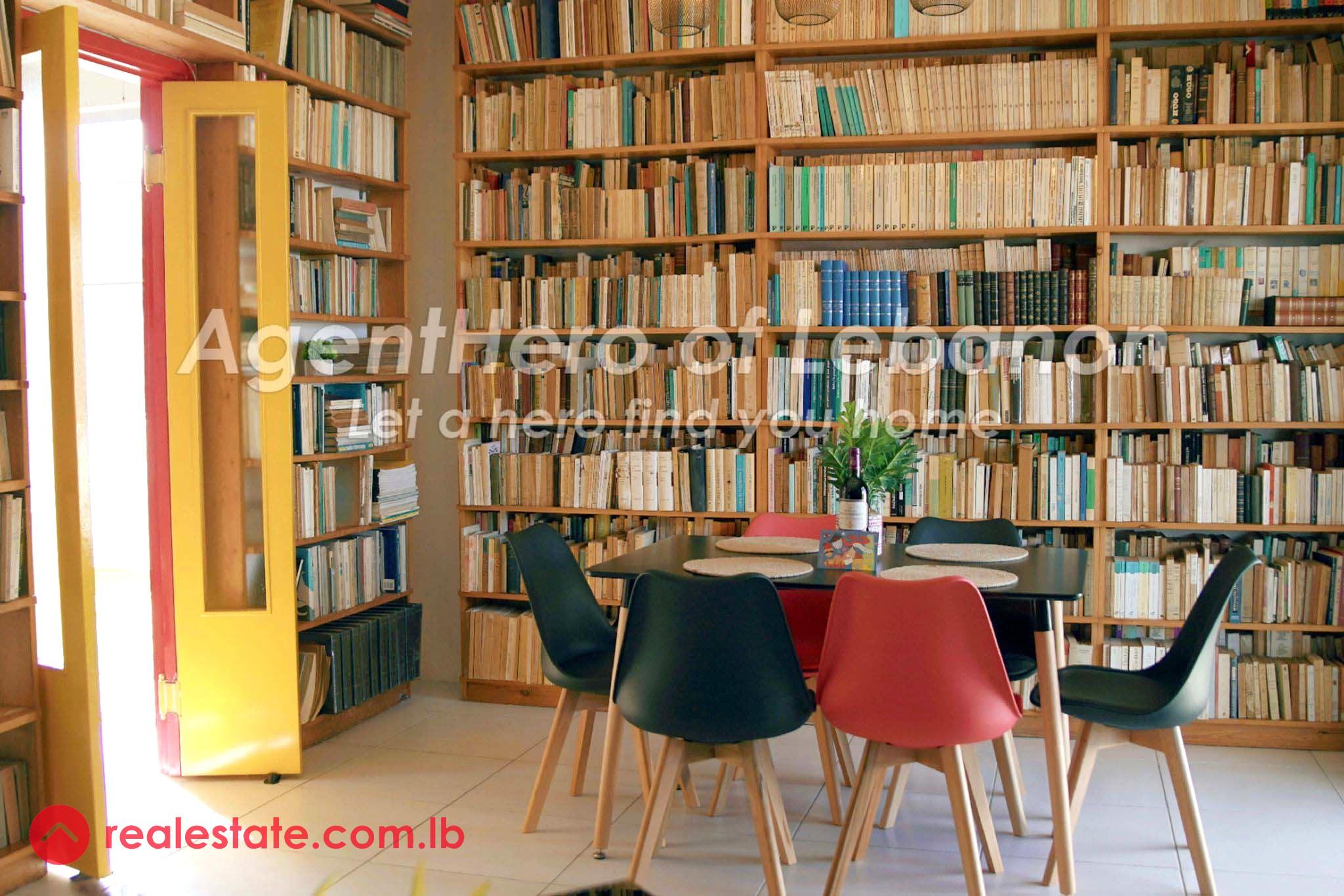 2BR Rooftop Apt. | Huge Terrace | Front Sea View