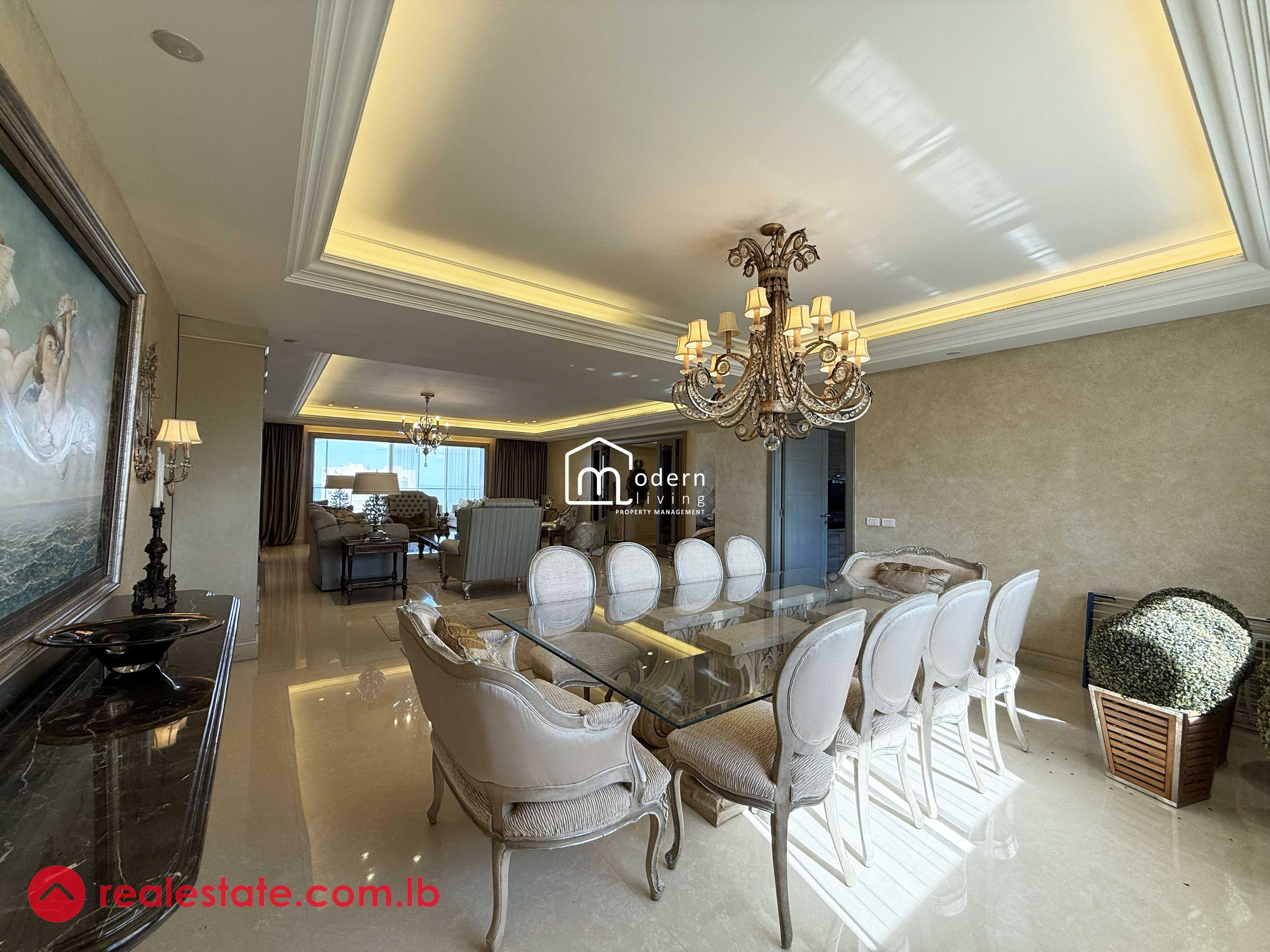 420 Sqm - Apartment For Sale in Raouche