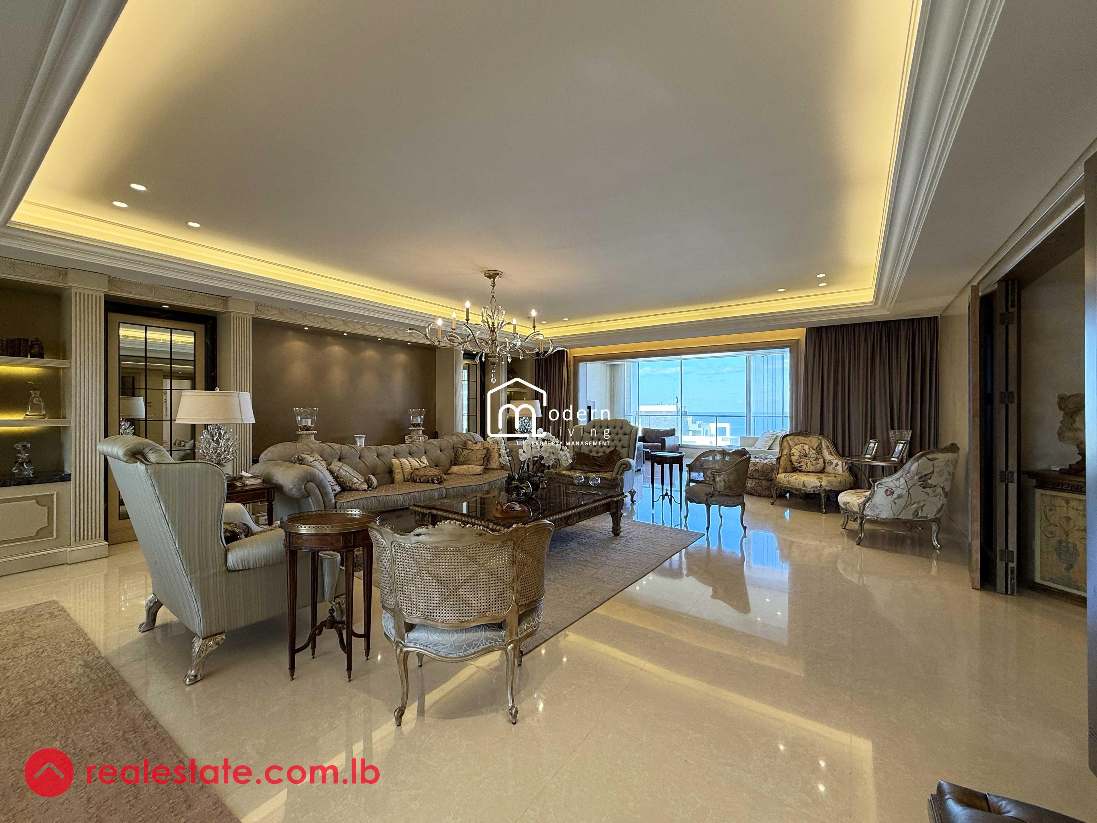 420 Sqm - Apartment For Sale in Raouche