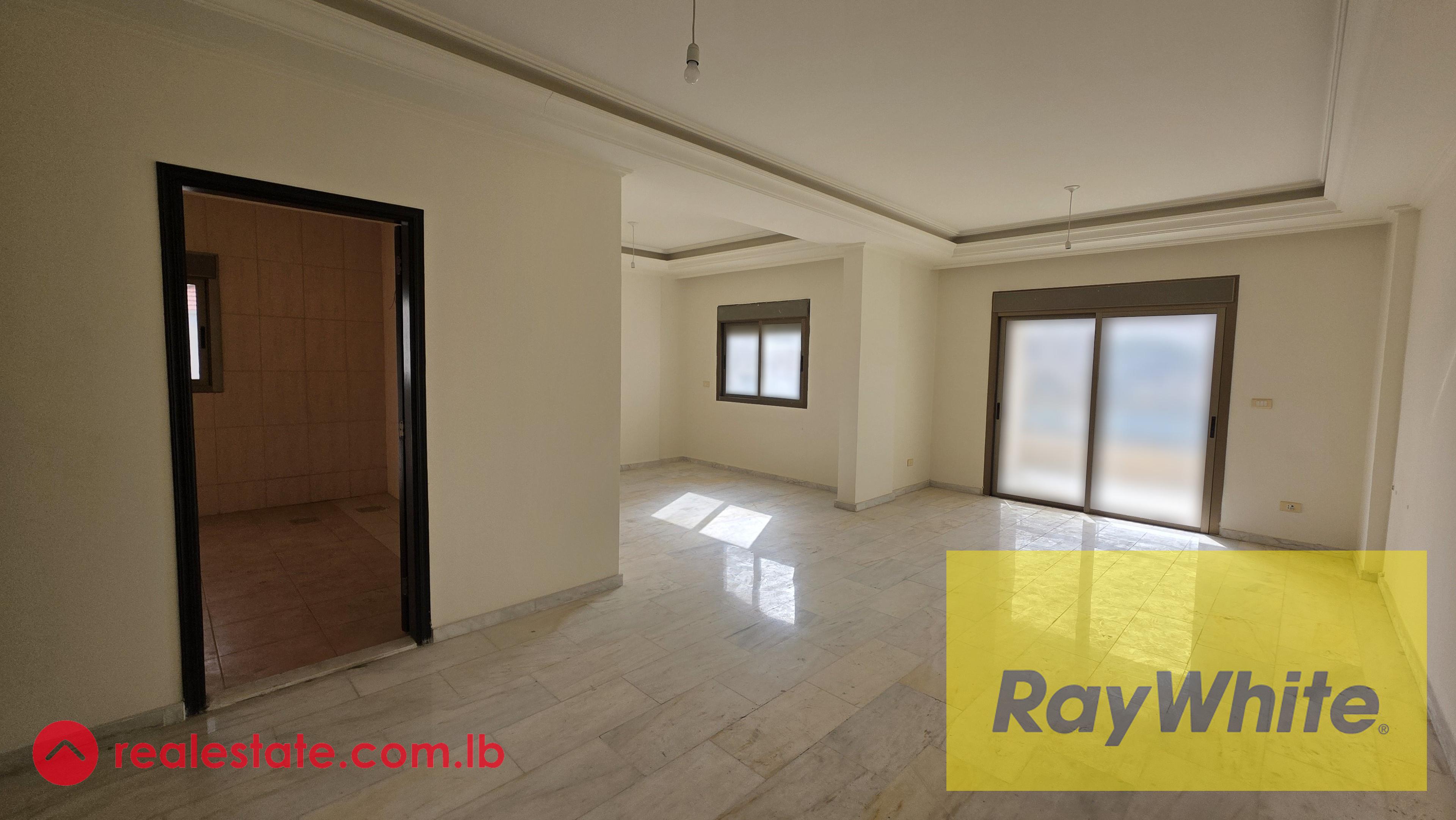 Apartment For Sale in Jamhour